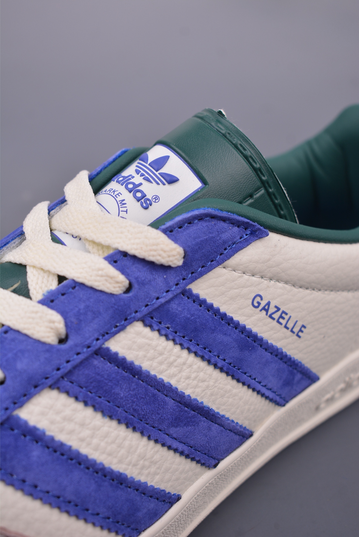 Adidas Samba OG 斯图西联名 复古桑巴板鞋 DD6601