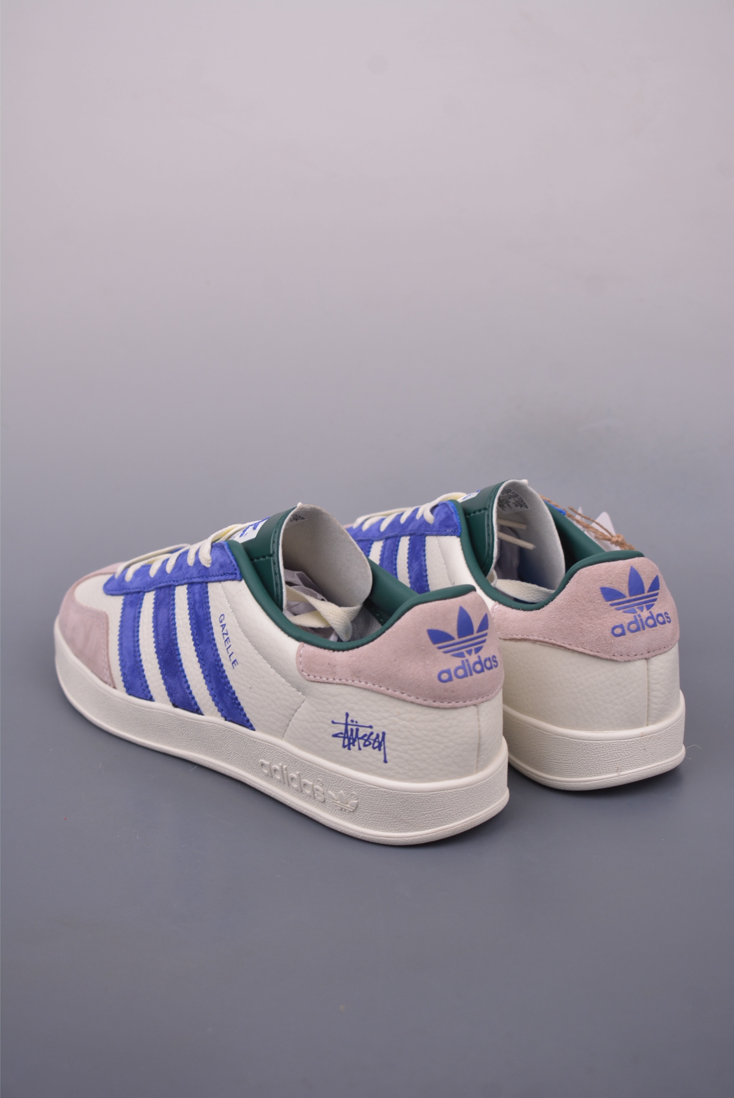 Adidas Samba OG 斯图西联名 复古桑巴板鞋 DD6601