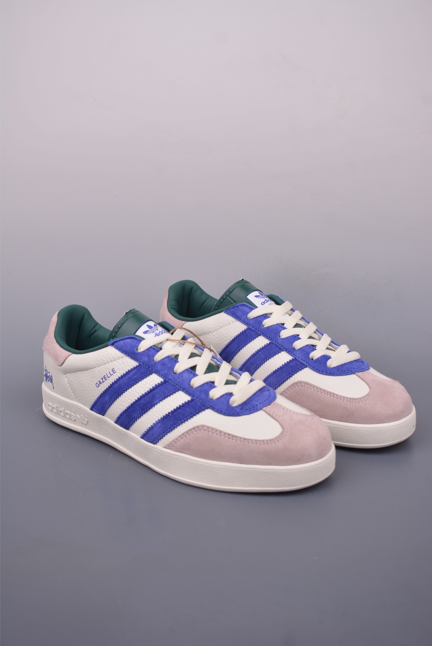 Adidas Samba OG 斯图西联名 复古桑巴板鞋 DD6601