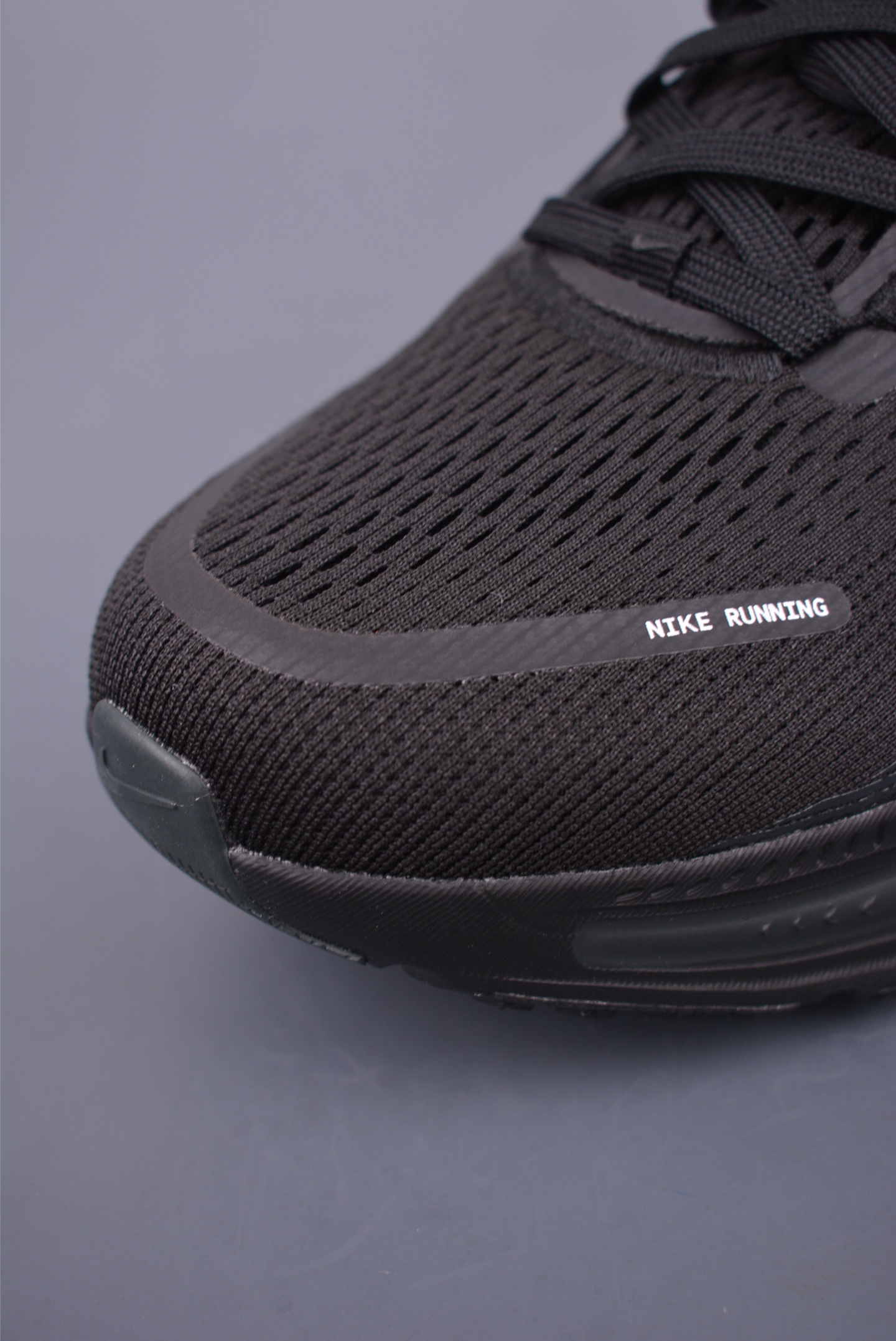 Nike Air Zoom Vomero 18: Advanced Tech Running Shoes - Black 7 i1747940979935 9012 0 5