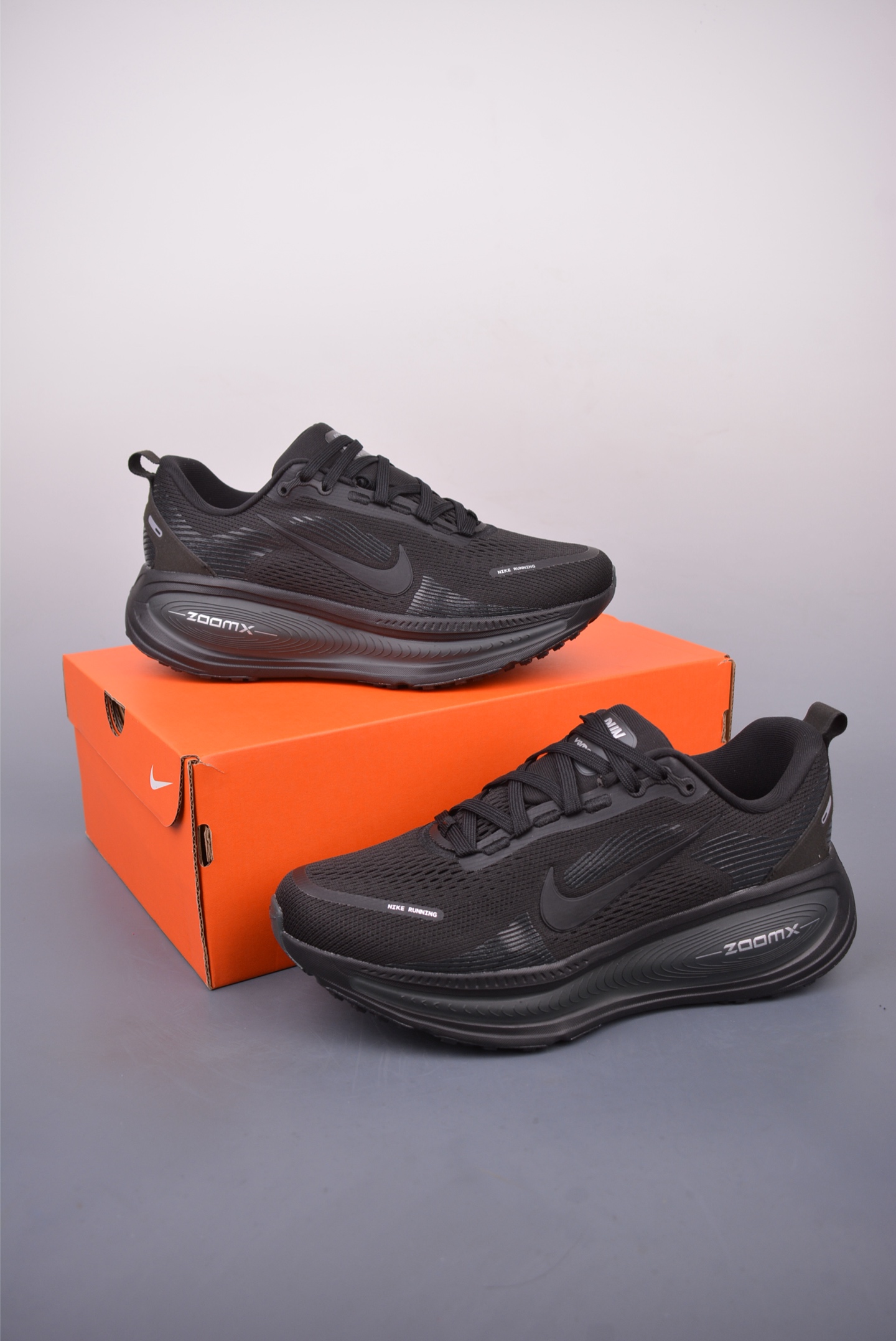 Nike Air Zoom Vomero 18: Advanced Tech Running Shoes - Black 6 i1747940980007 7791 0 4