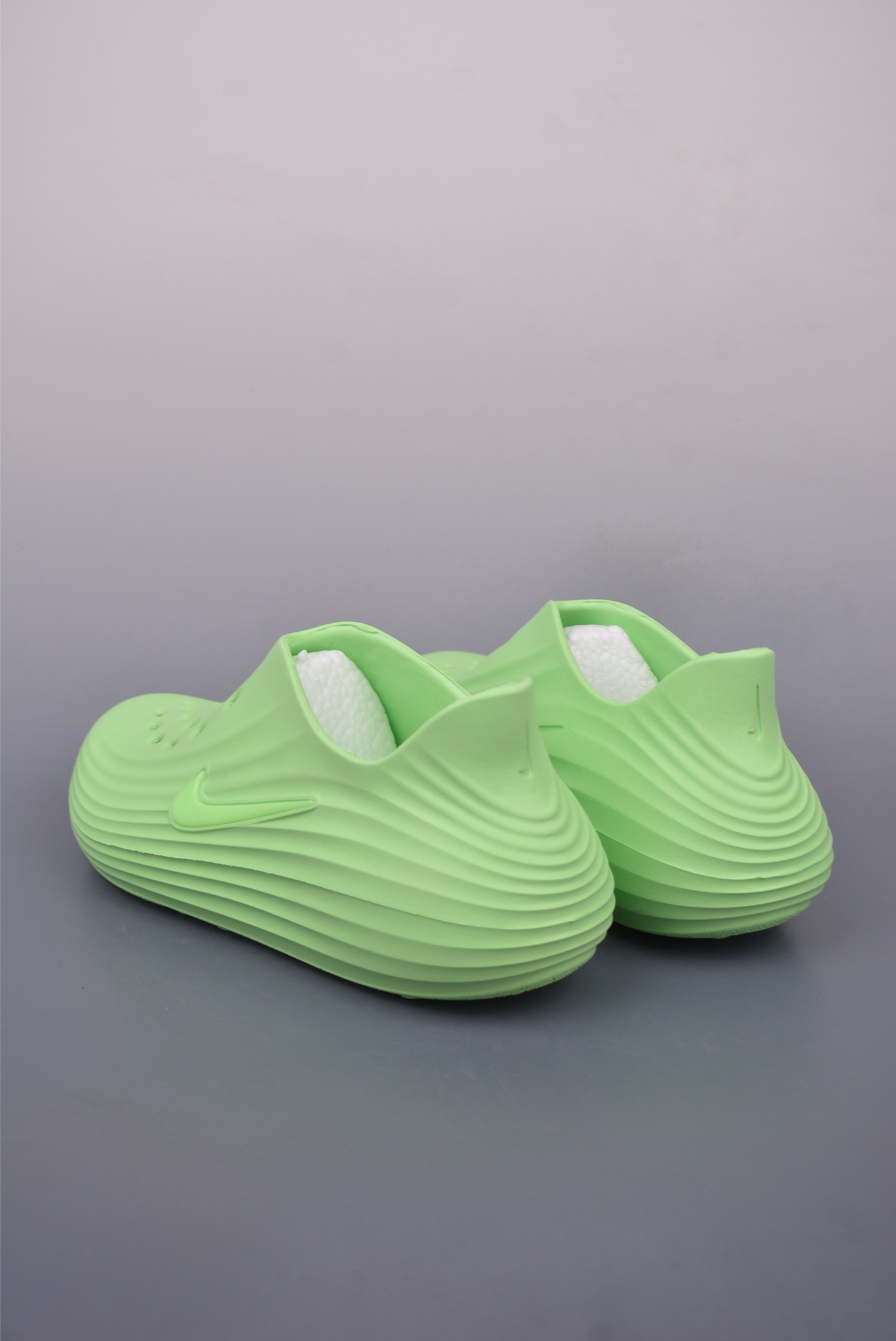 Nike ReactX Rejuven8 Sandals: Summer-Ready Comfort & Style - HV5062-700 3 i1747941029053 1508 0 1