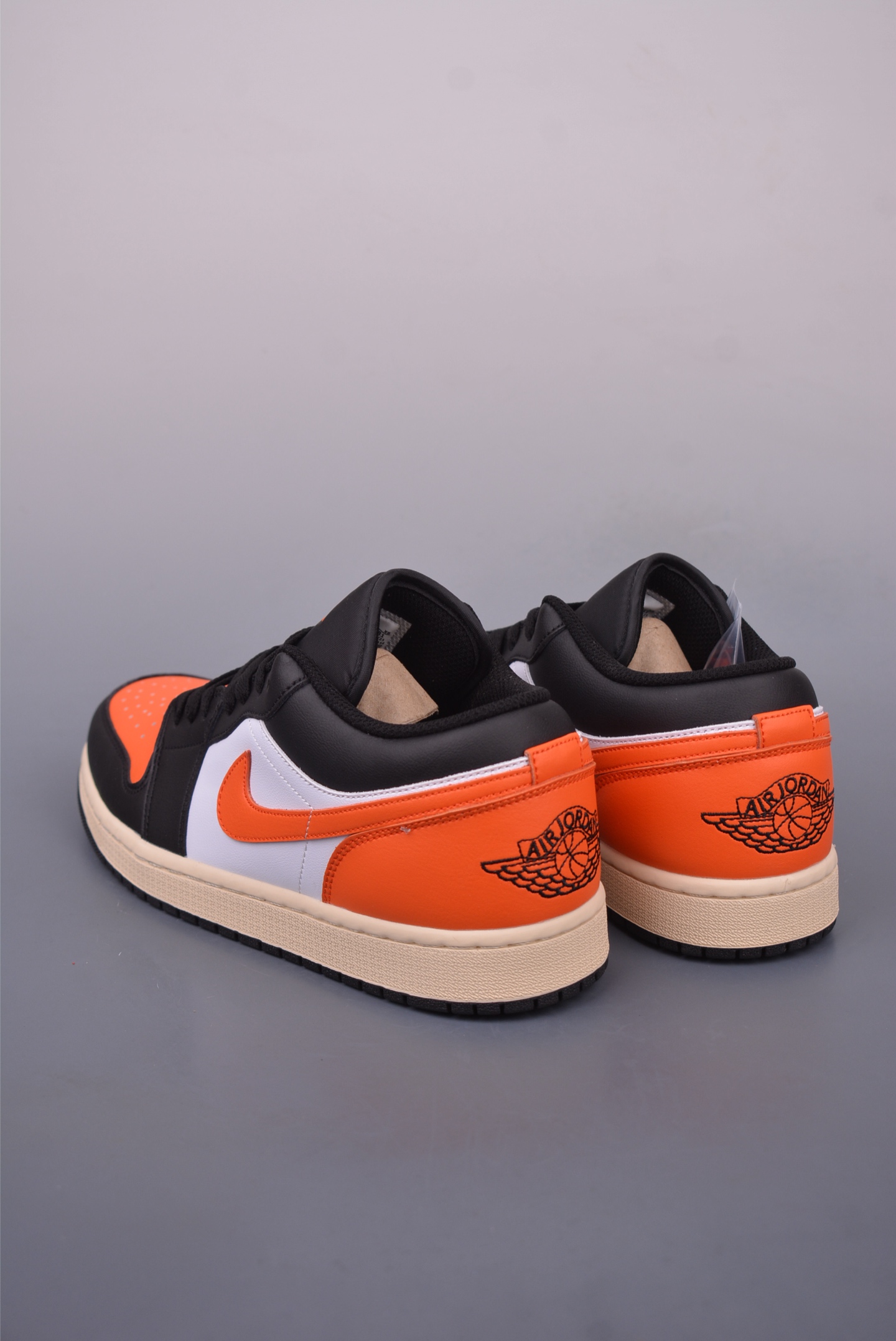 Air Jordan 1 Low Black/White/Orange Leather Basketball Shoes for Men 2 i1747941095618 8199 0 1