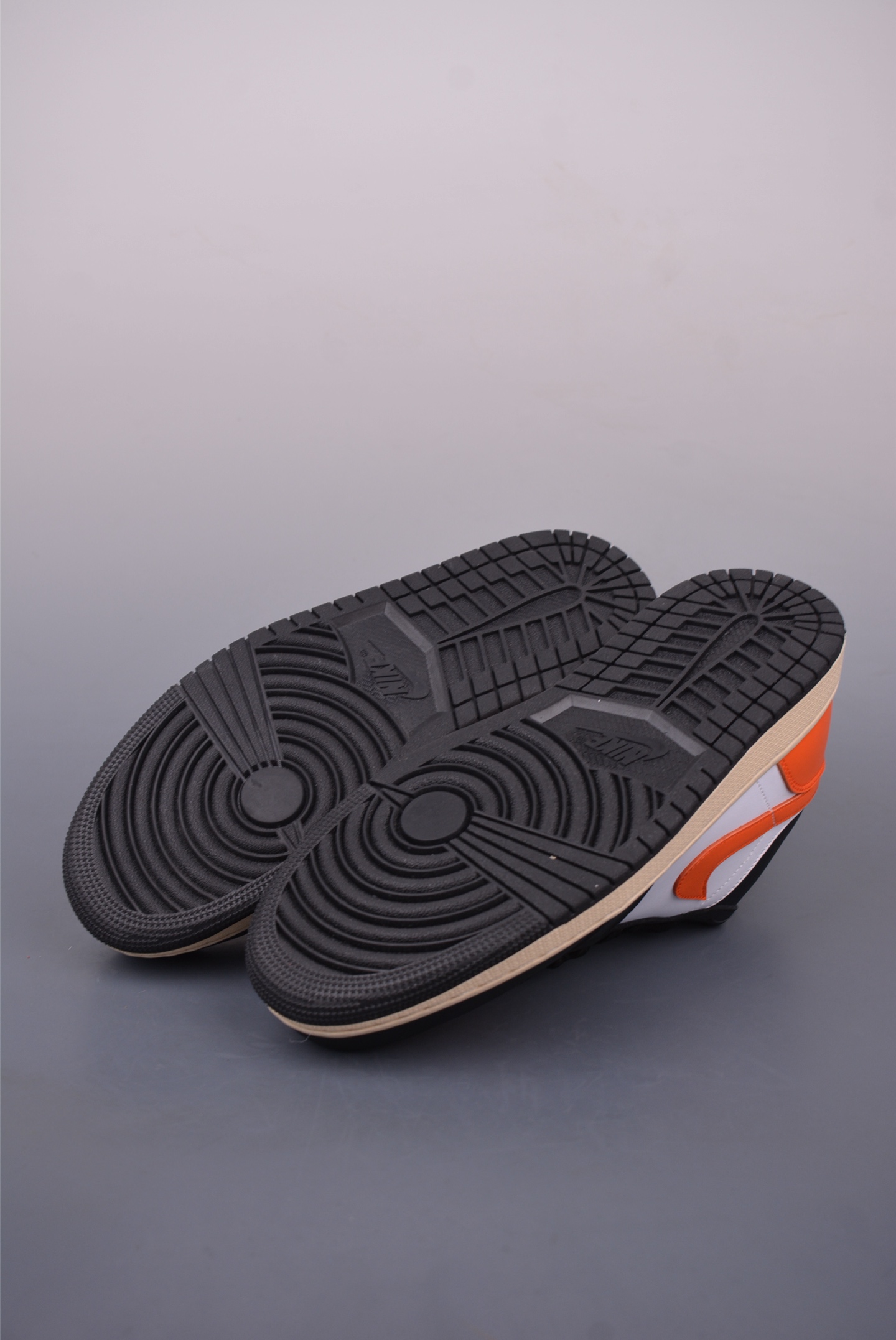 Air Jordan 1 Low Black/White/Orange Leather Basketball Shoes for Men 3 i1747941095630 9648 0 2