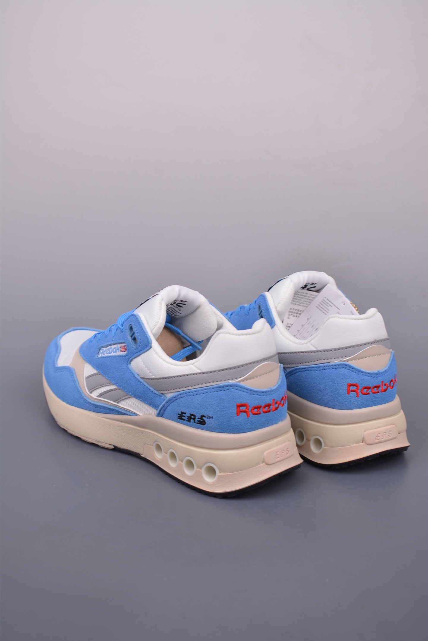 Reebok ERS World Retro Running Shoes - Classic Style, Modern Comfort 2 i1747941204096 294 0 1