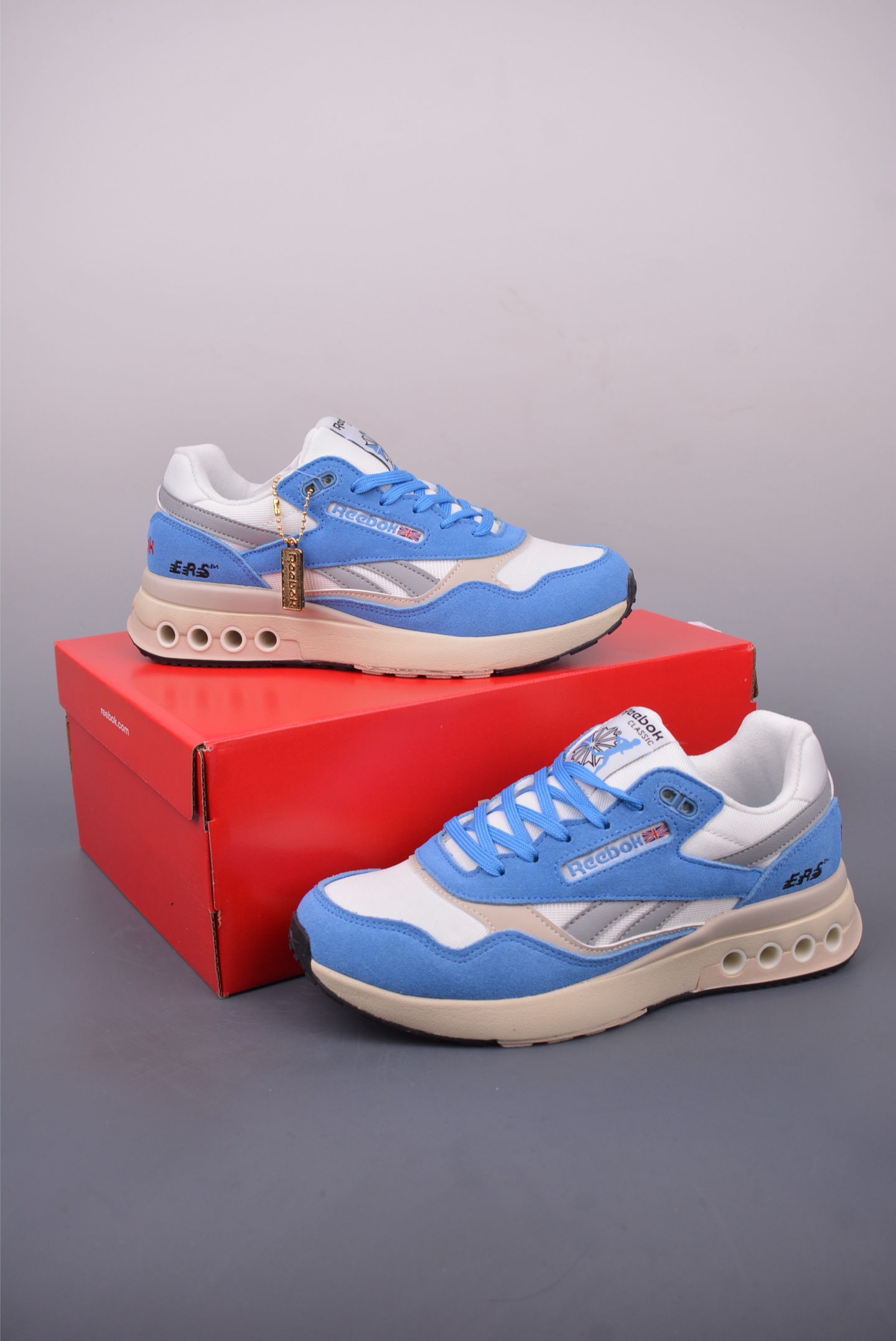 Reebok ERS World Retro Running Shoes - Classic Style, Modern Comfort 5 i1747941208493 8124 0 4