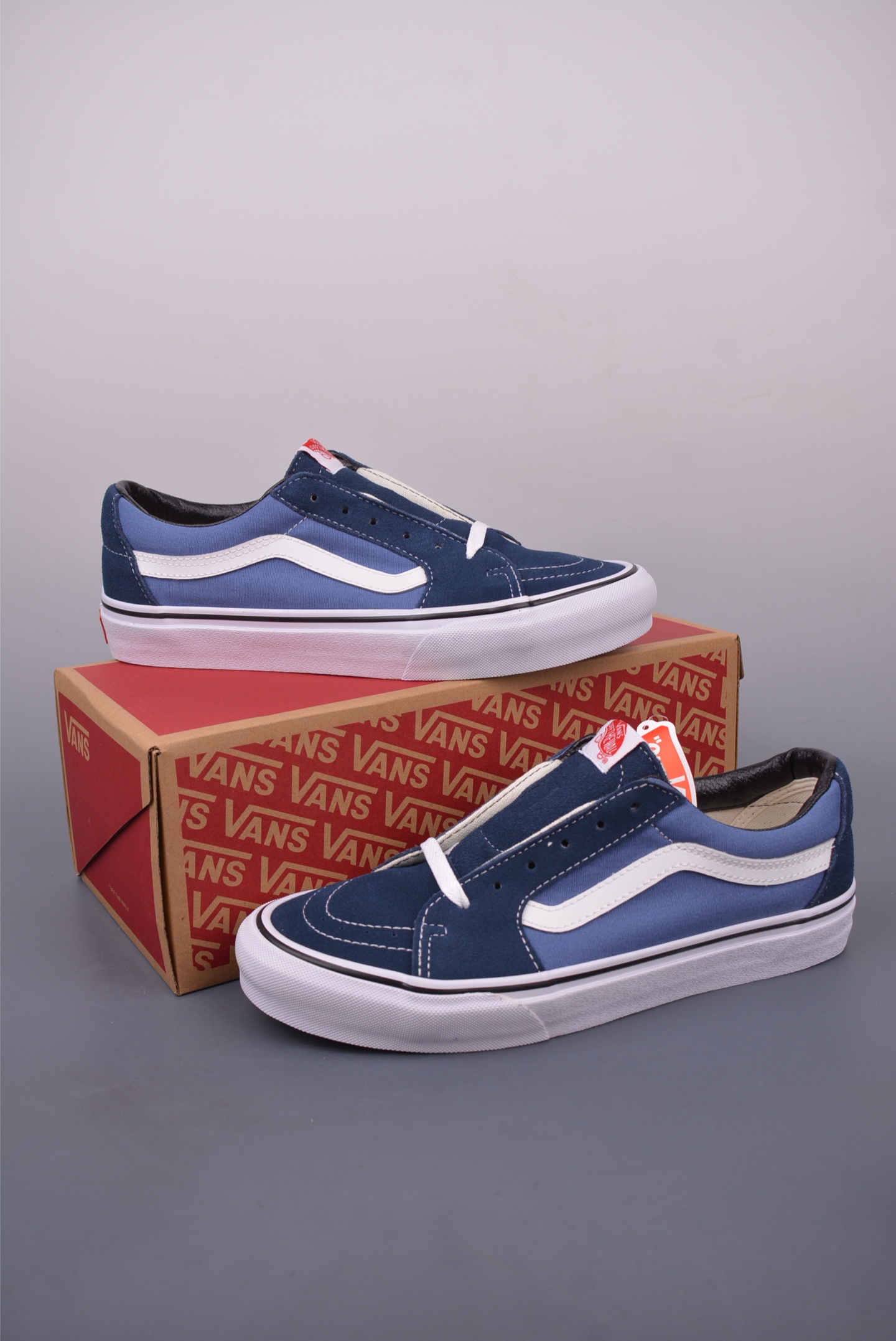 Vans SK8-Low Blue Canvas Sneakers - Iconic Style & Comfortable Fit 5 i1747941480311 5579 0 4