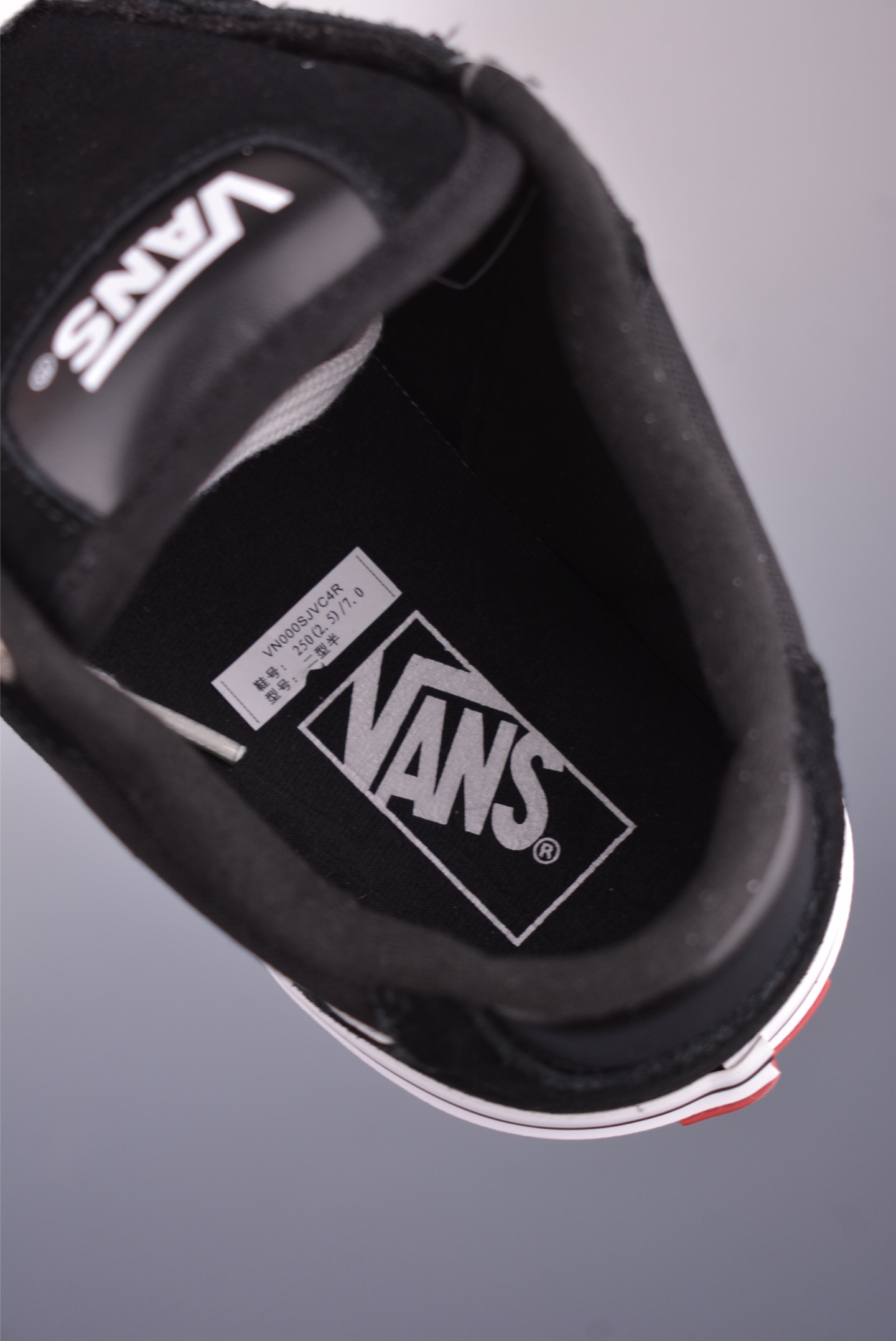 Vans Old Skool Faulkner 黑白 范斯官方 防滑轻便低帮休闲滑板鞋 VN000SJVC4R