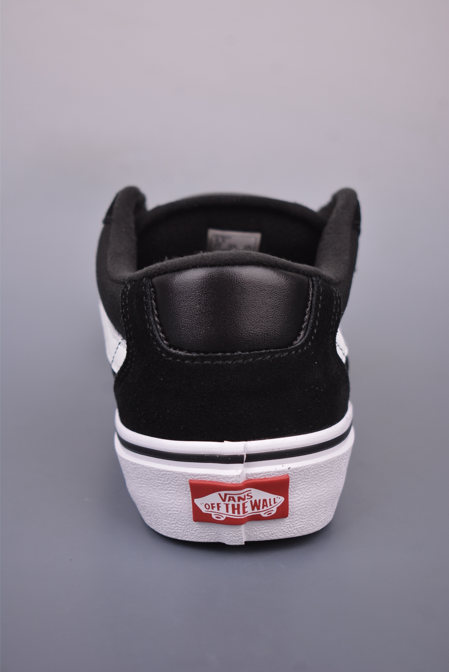 Vans Old Skool Faulkner 黑白 范斯官方 防滑轻便低帮休闲滑板鞋 VN000SJVC4R
