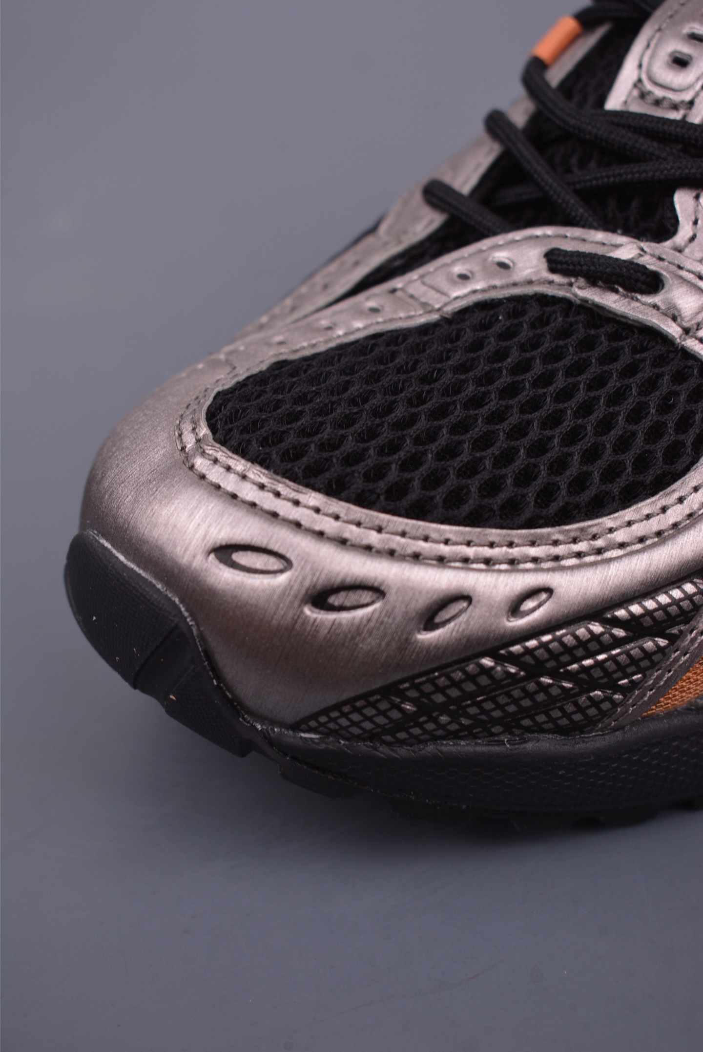 200 Asics GEL-Kahana NIMBUS 10.1 耐磨透气低帮休闲鞋 1203A543-004