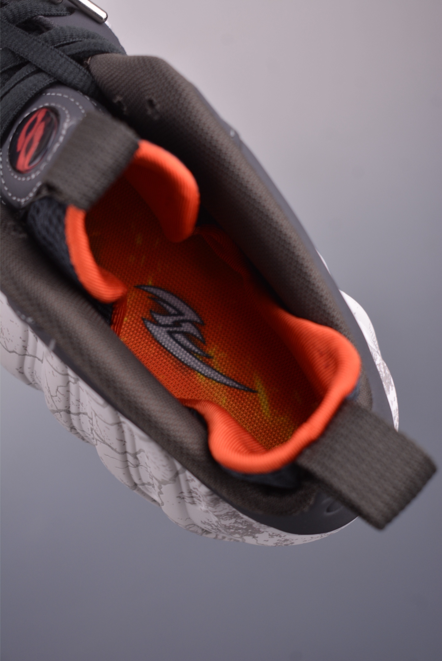 TEKKEN 8 x Nike Air Foamposite One Premium “Jin Kazama”“铁拳喷泡” HF6367-001
