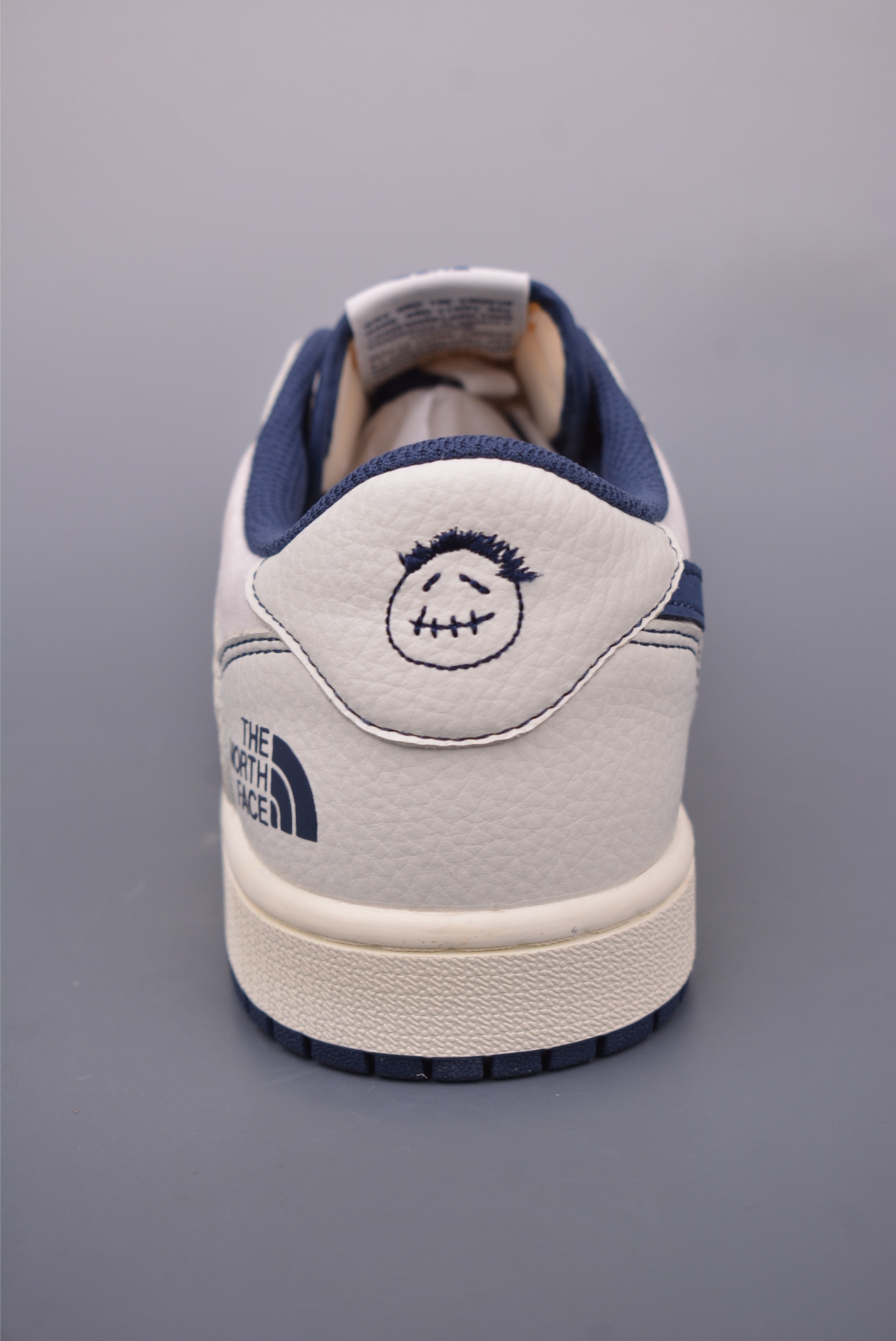 Fragment x Travis Scott x 北面 Air Jordan 1 Low 三方联名倒钩 XZ5749-001