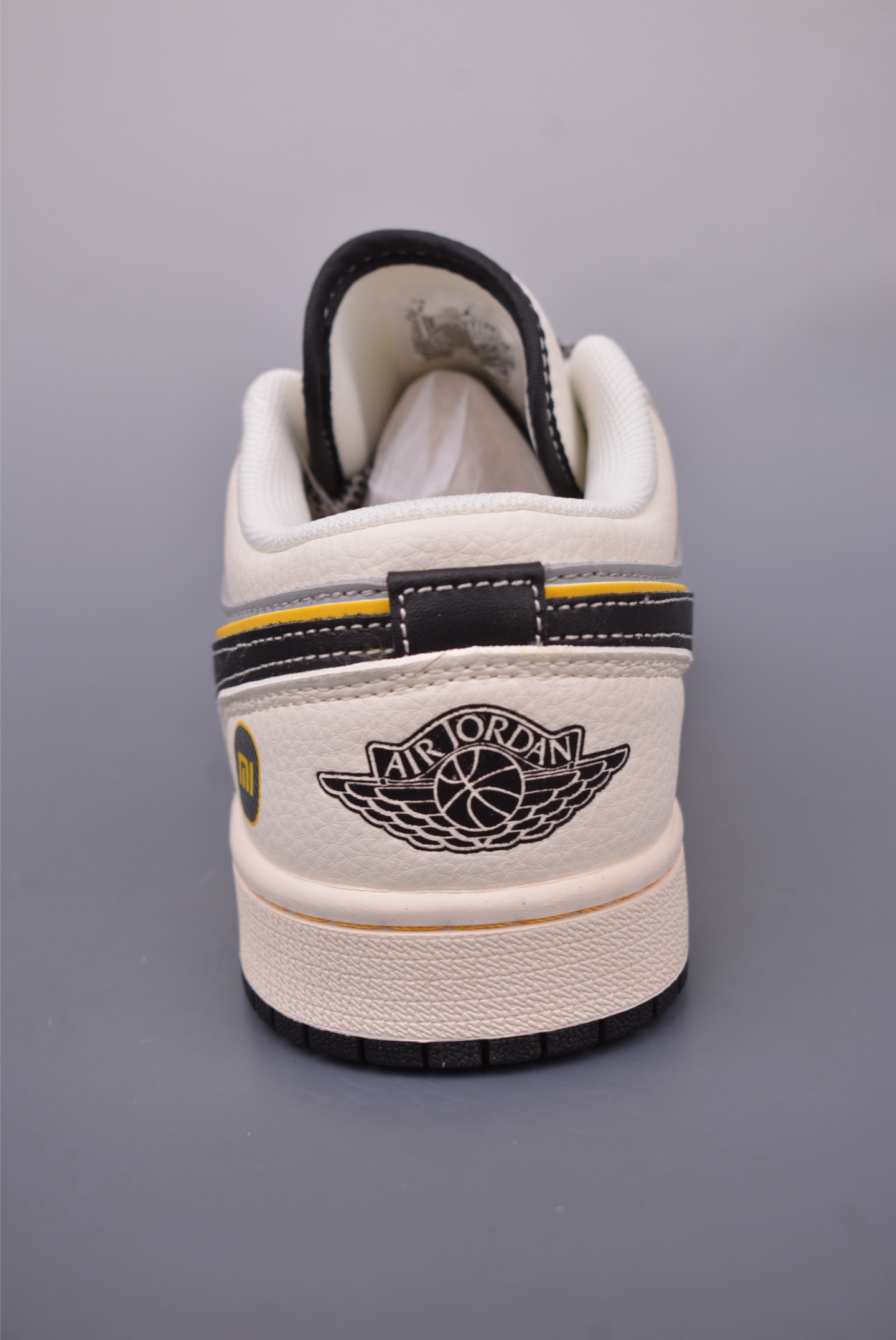 Nike Jordan Air Jordan 1 小米SU7 XX3168-198