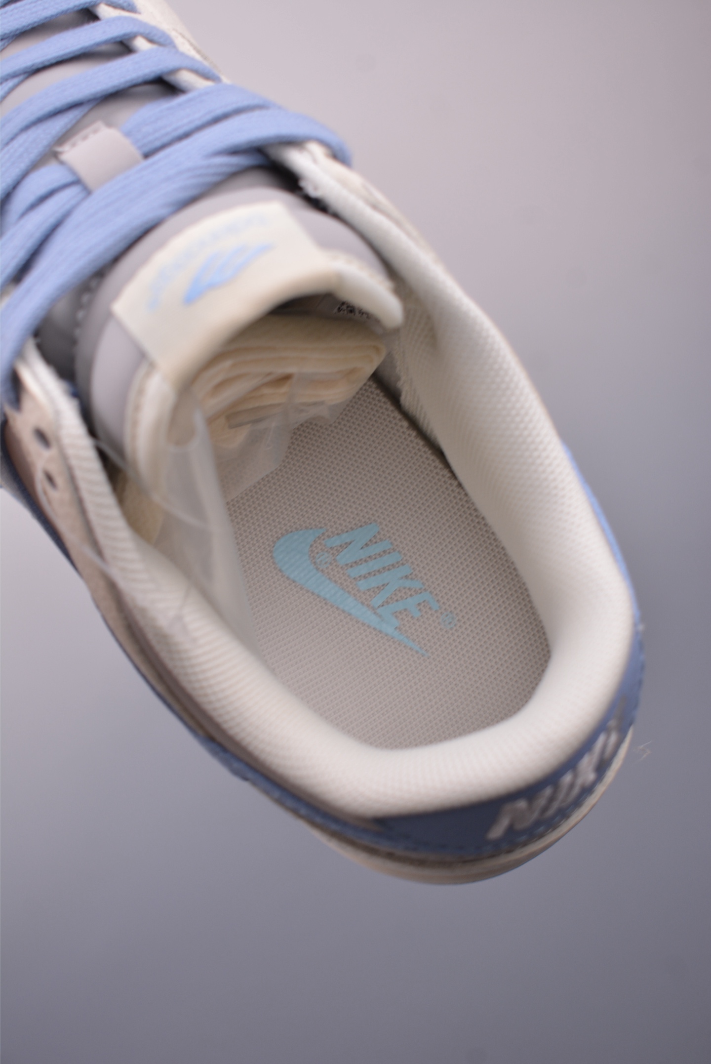 Nike SB Dunk Low 巴黎世家联名 ZH2598-273