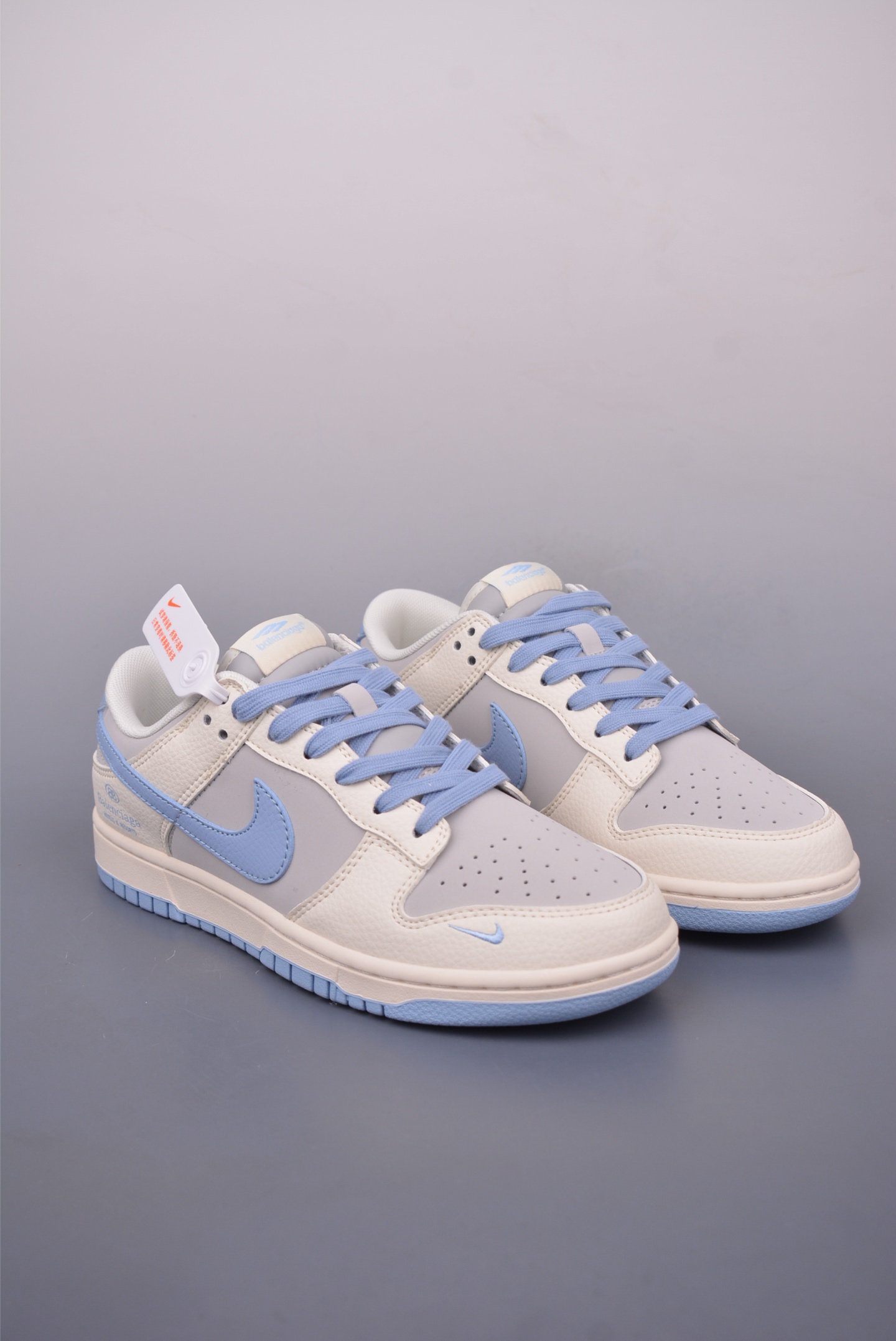 Nike SB Dunk Low 巴黎世家联名 ZH2598-273