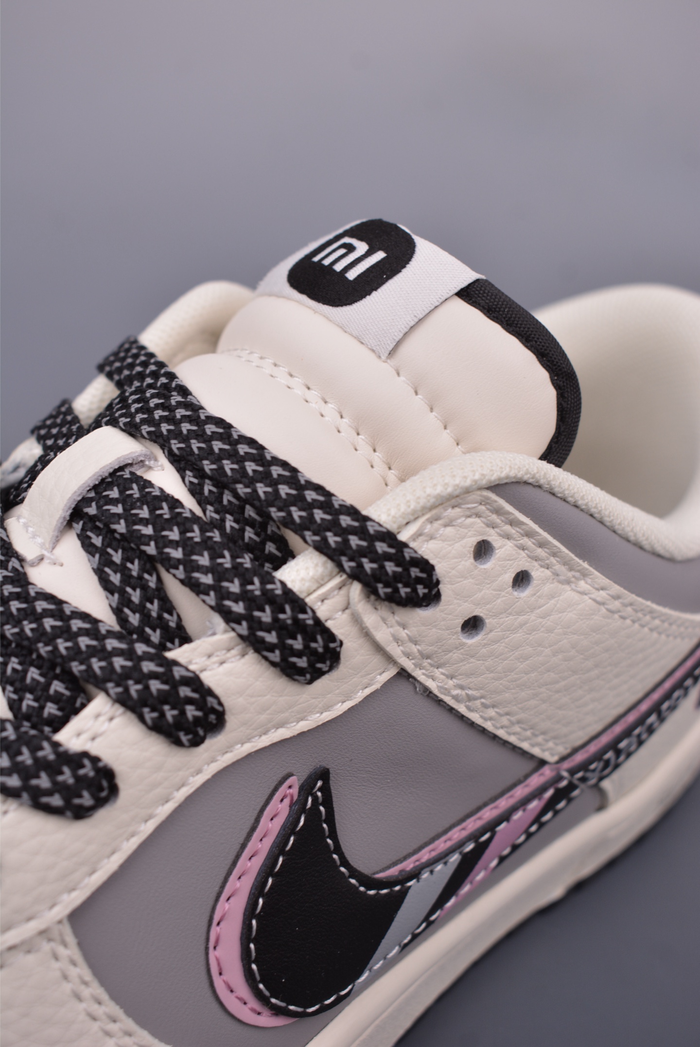 Nike SB Dunk Low Xiaomi SU7 Sneakers - Premium Comfort & Style 7 i1748128312152 5957 0 6
