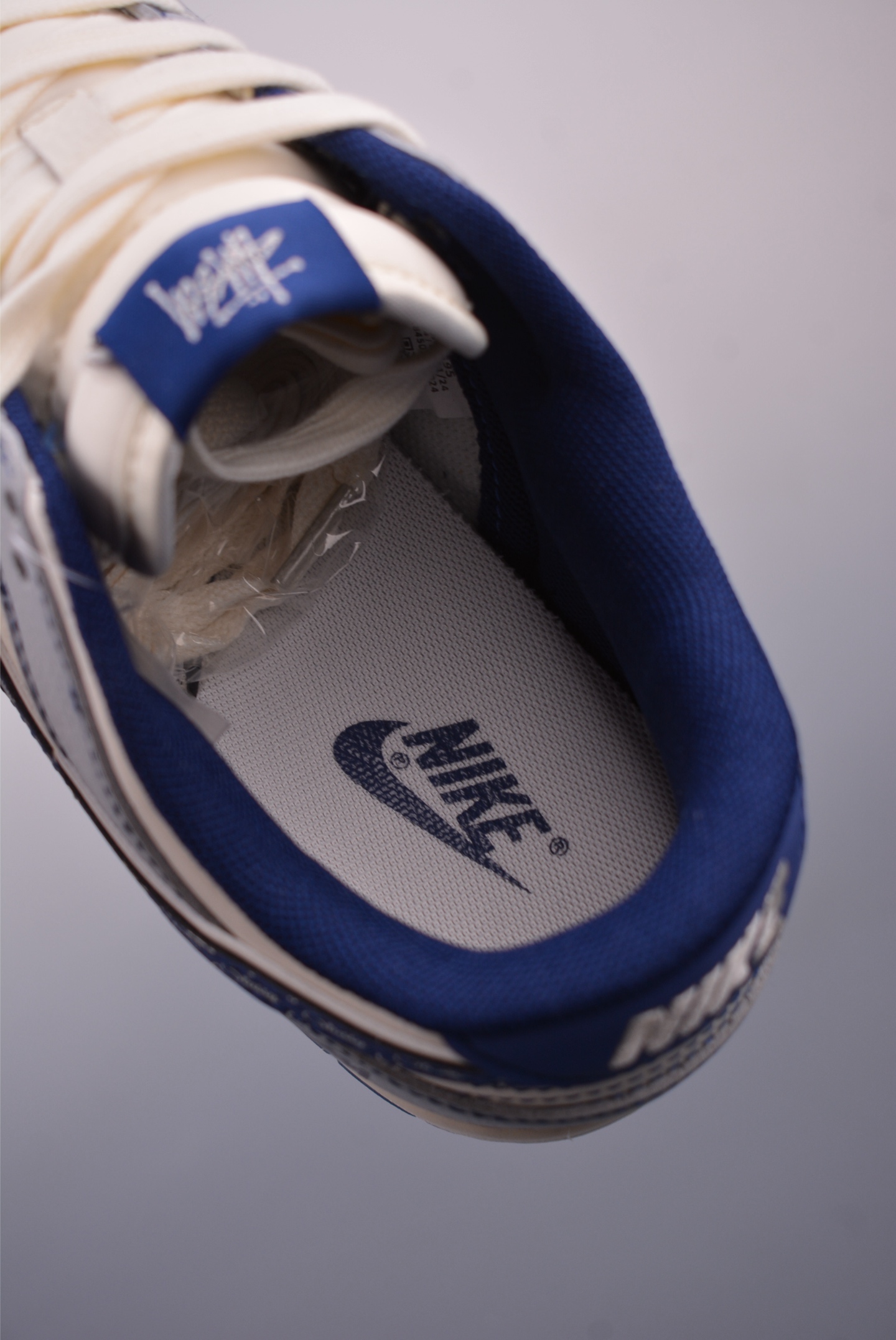 Nike SB Dunk Low Stussy Collaboration - Premium Quality & Unique Design 10 i1748128343800 6641 0 8