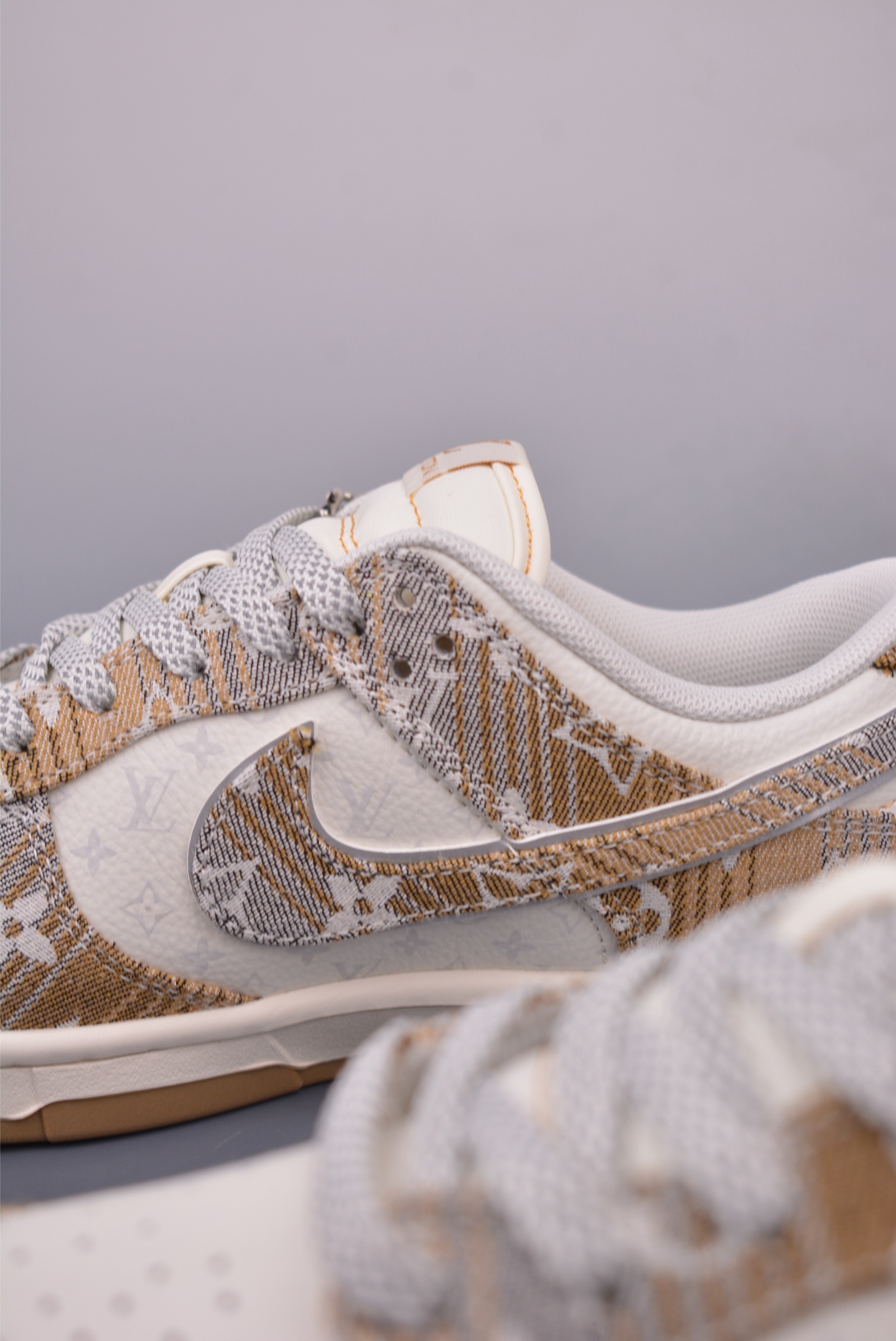 Nike SB Dunk Low LV联名 SC9772-810