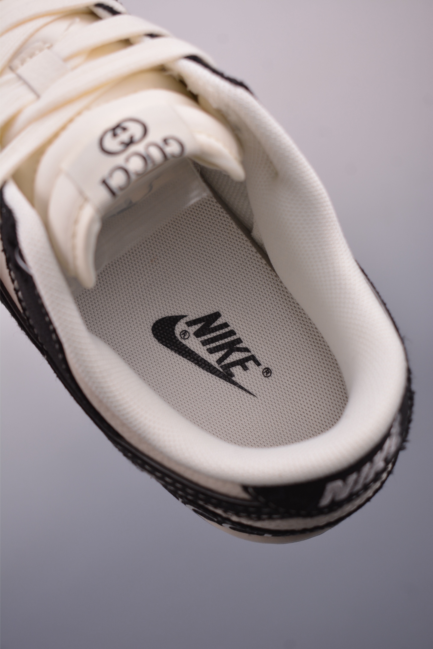Nike SB Dunk Low Gucci Collab Premium Leather Sneakers - Limited Edition 9 i1748128515892 2363 0 8