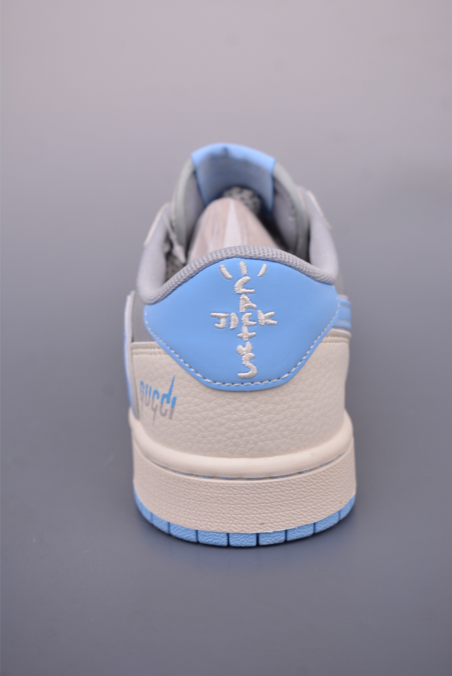 Fragment x Travis Scott x Gucci Air Jordan 1 Low 三方联名倒钩 HS8068-008
