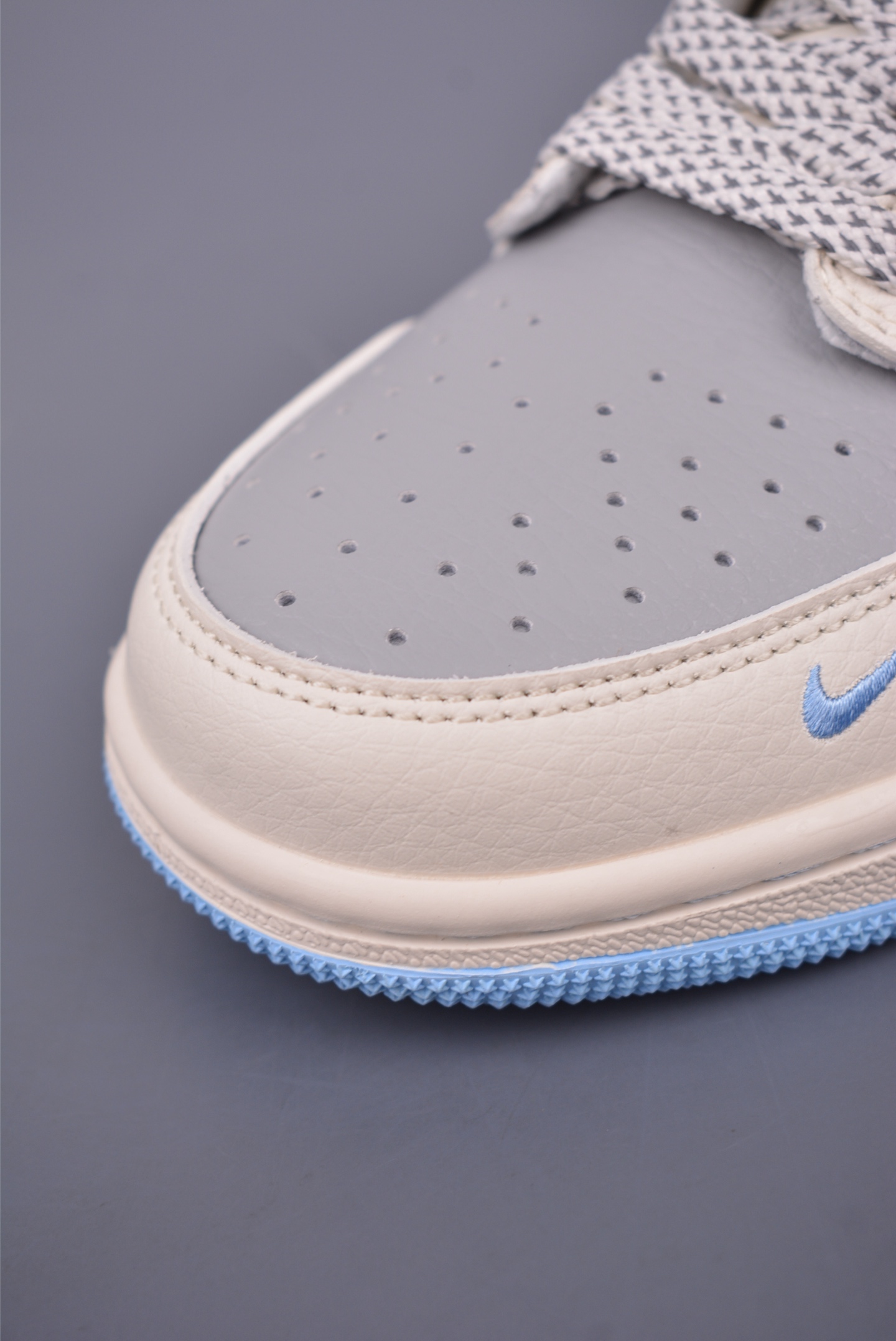 Fragment x Travis Scott x Gucci Air Jordan 1 Low 三方联名倒钩 HS8068-008