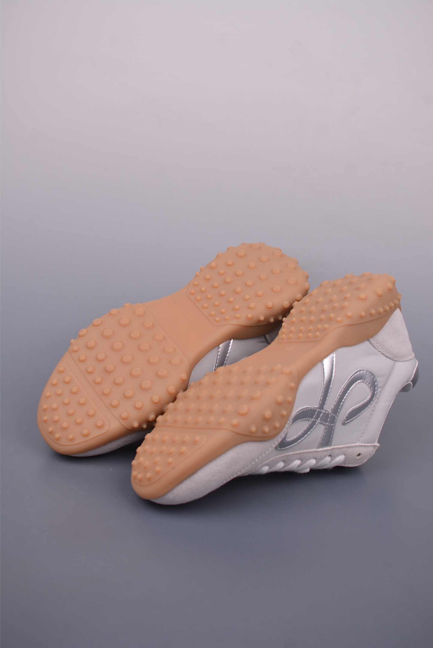 GG-CC Chunky Low 厚底增高运动老爹鞋 G25X291