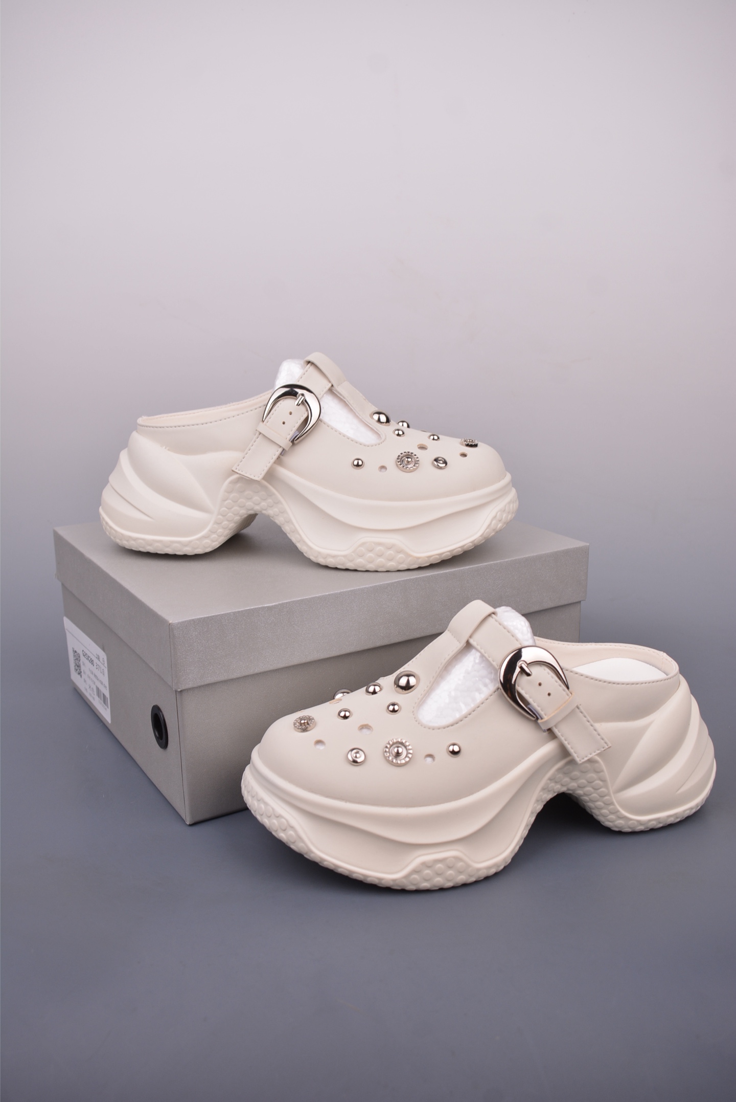 GG-CC Chunky Low 厚底增高运动老爹鞋 G25X280