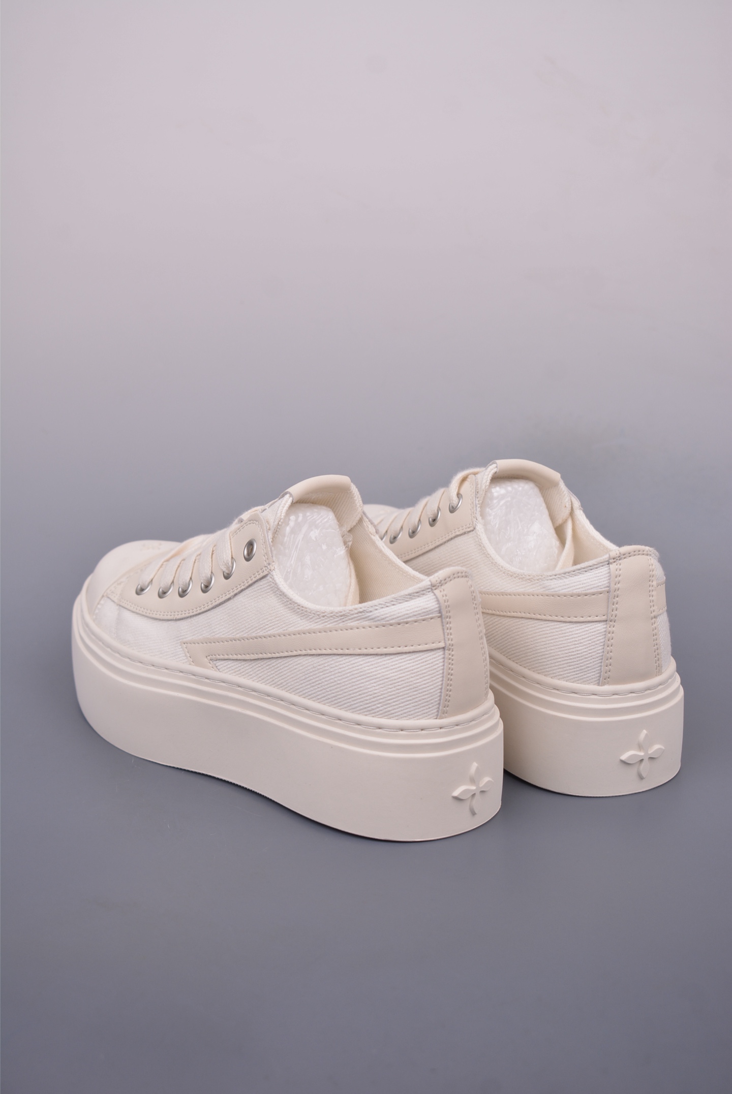 Smfk Garden Vintage Skate Low Platform Sneakers - Stylish Canvas Shoes 2 i1748213528692 49 0 1