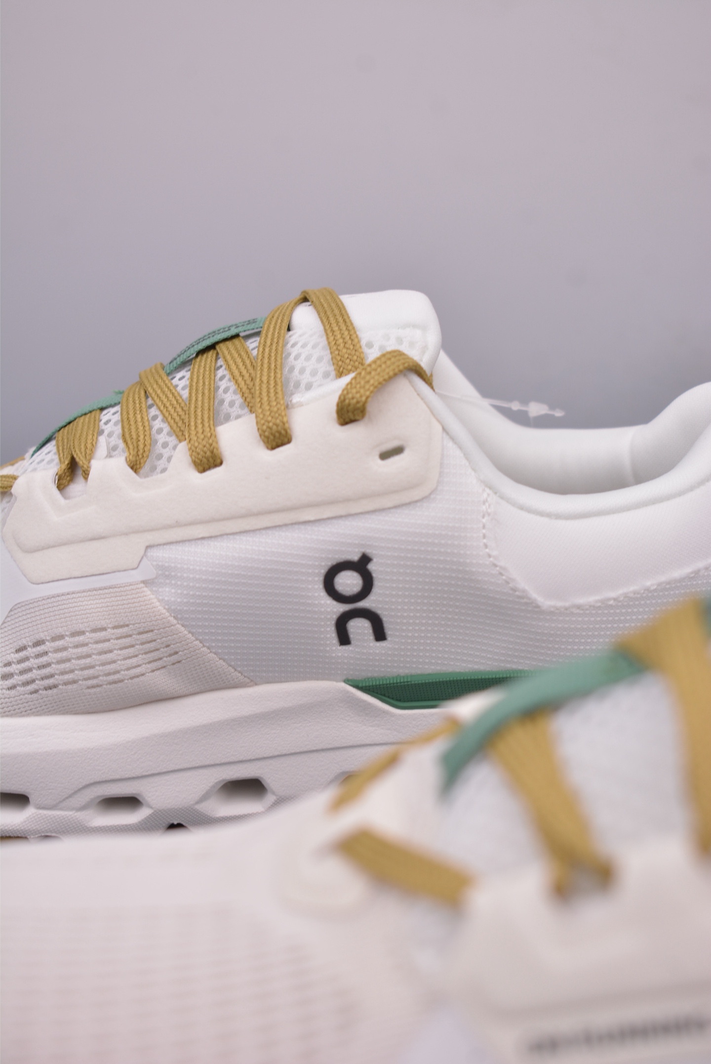 On Cloudtilt Loewe Running Shoes - Urban Outdoor Style for Men and Women 9 i1748213625729 1912 0 7