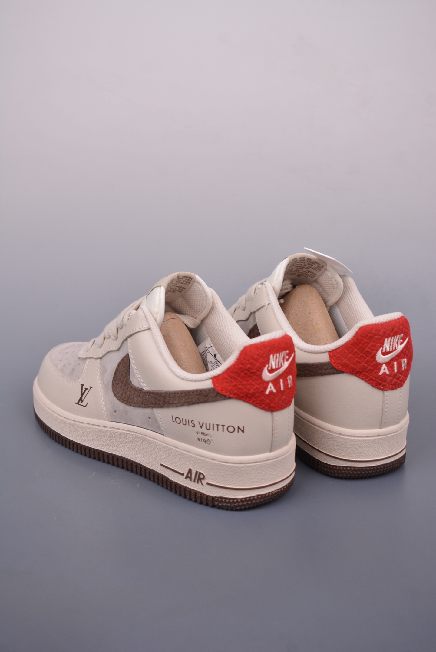 Louis Vuitton Air Force 1 Low Sneakers Leather Casual Shoes For Men 2 i1748213708801 7266 0 1
