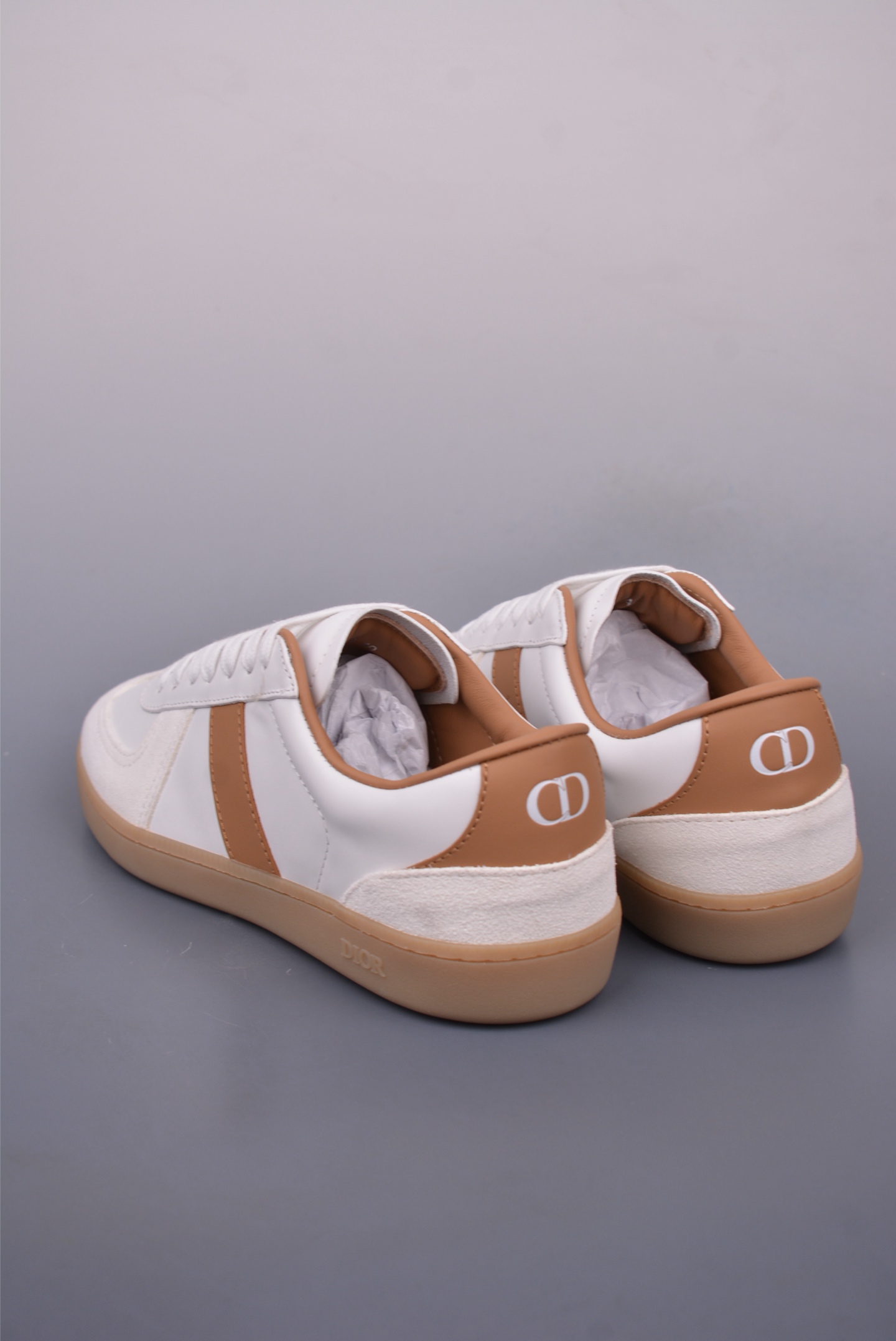 Dior B01 Matchpoint Sneakers: Classic Style with Distinctive Details 3 i1748214368403 2581 0 1