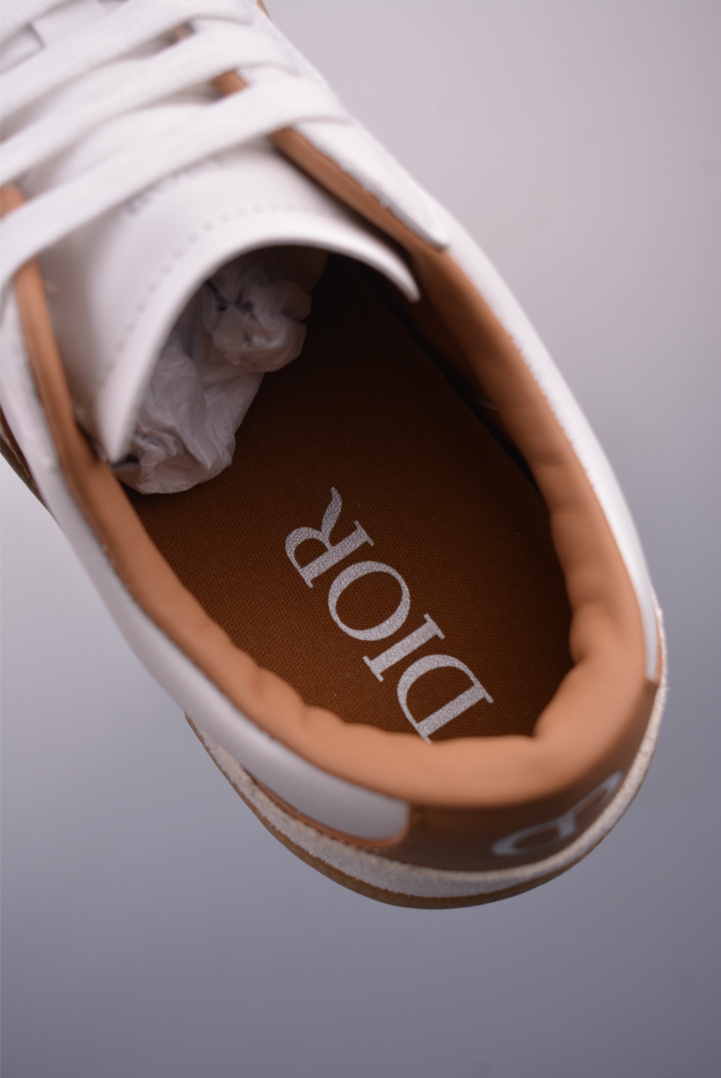 Dior B01 Matchpoint Sneakers: Classic Style with Distinctive Details 10 i1748214369640 6185 0 8