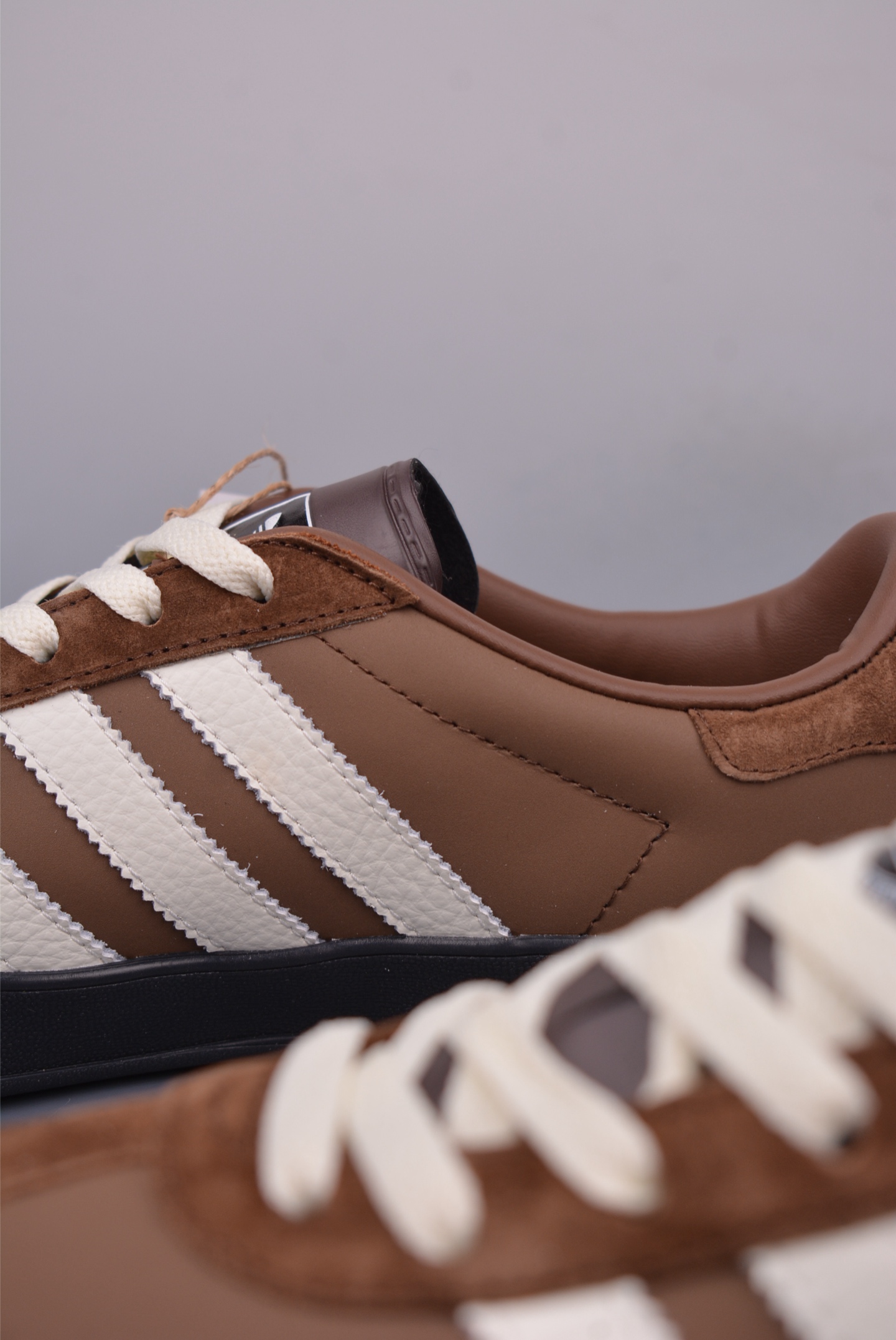 Adidas Samba OG x Gucci Brown Leather Sneakers - Retro Samba Shoes 9 i1748214684210 727 0 7