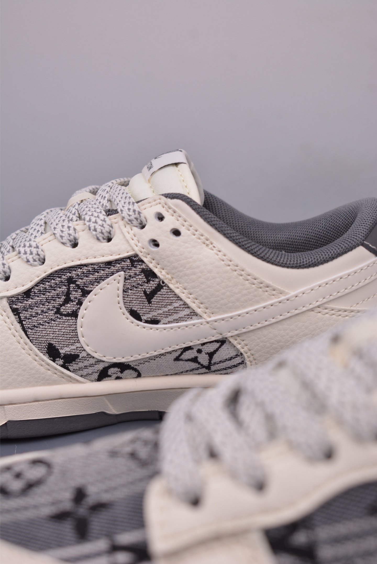 Nike SB Dunk Low Louis Vuitton Sneakers, Premium Quality, Various Sizes 9 i1748214722033 7612 0 7