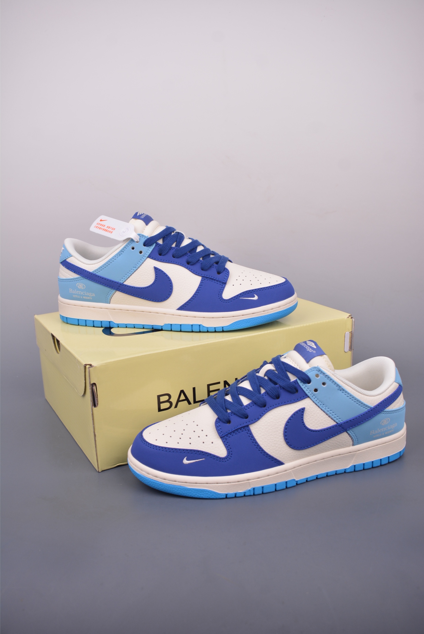 Nike SB Dunk Low 巴黎世家联名 FC1688-230
