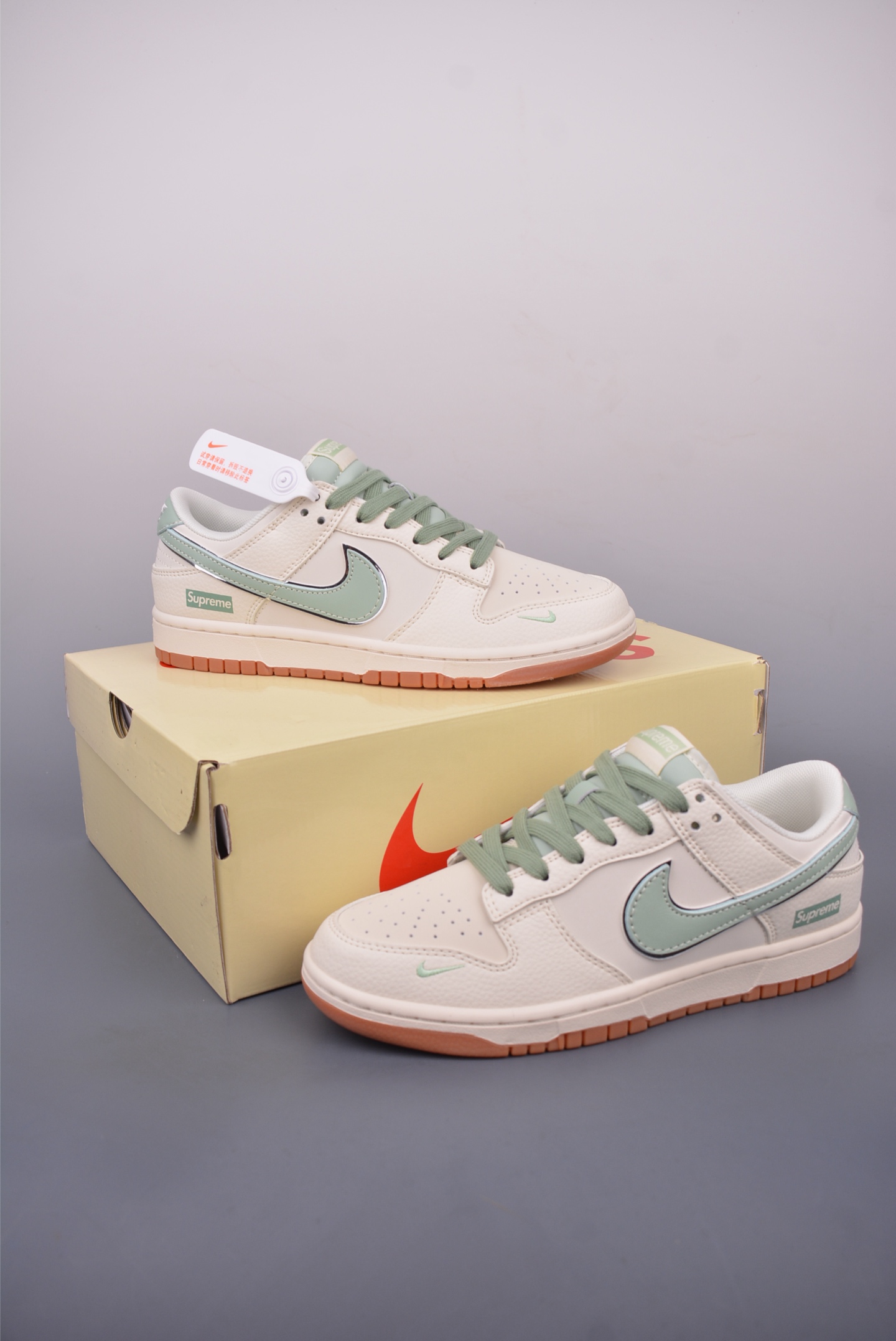 Nike SB Dunk Low Supreme Cream Green Sneakers Premium Quality 6 i1748214829415 3872 0 4