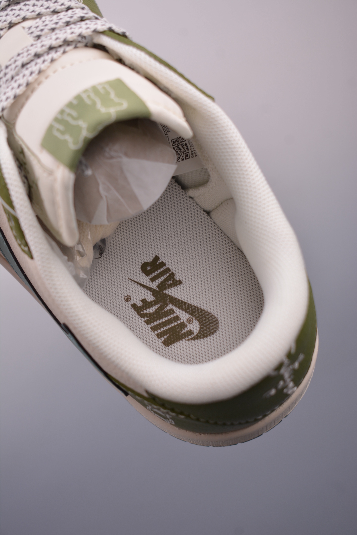 Fragment x Travis Scott x 暴力熊 Air Jordan 1 Low 三方联名倒钩 HS8068-003