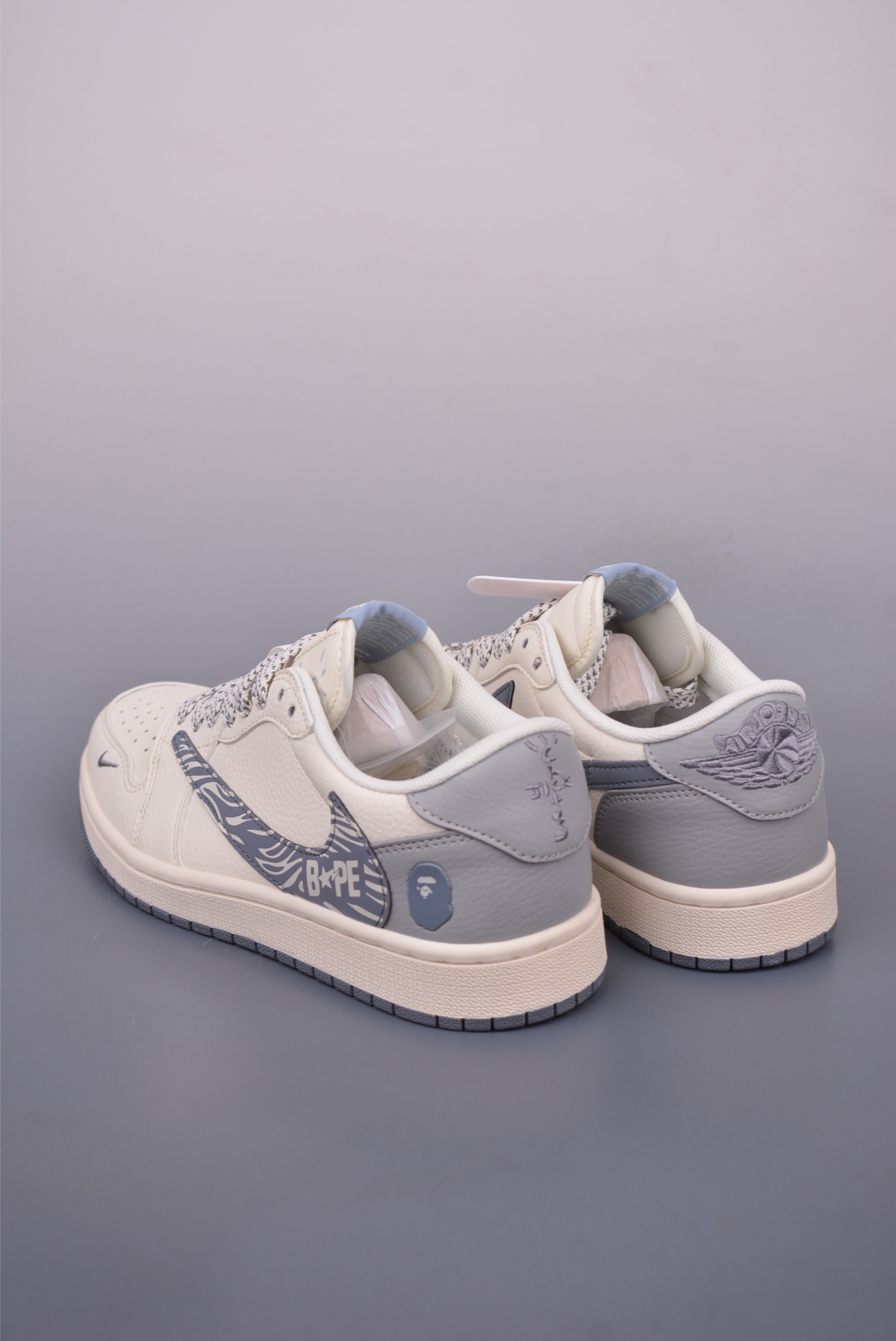 Fragment x Travis Scott x BAPE Air Jordan 1 Low - A Stylish Collaboration 2 i1748214931317 8906 0 1