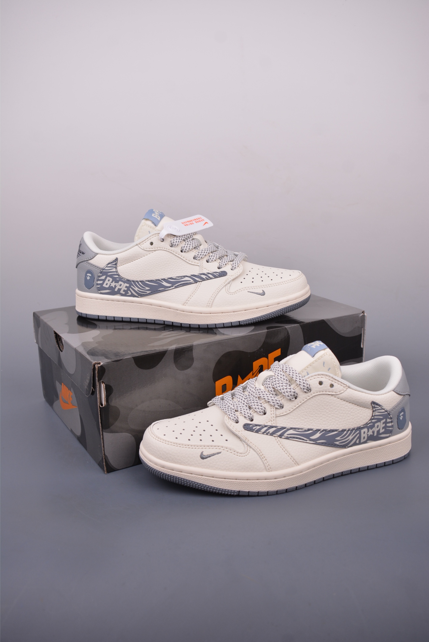 Fragment x Travis Scott x BAPE Air Jordan 1 Low - A Stylish Collaboration 5 i1748214933966 5465 0 4