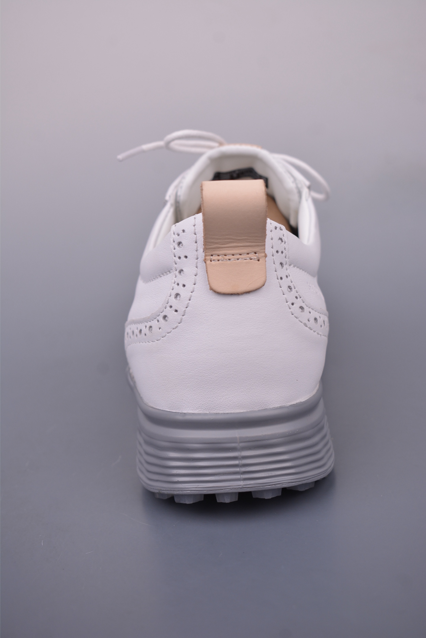 ECCO Men's White Leather Golf Shoes - Breathable, Comfortable, and Stylish 5 i1748215039541 9377 0 3