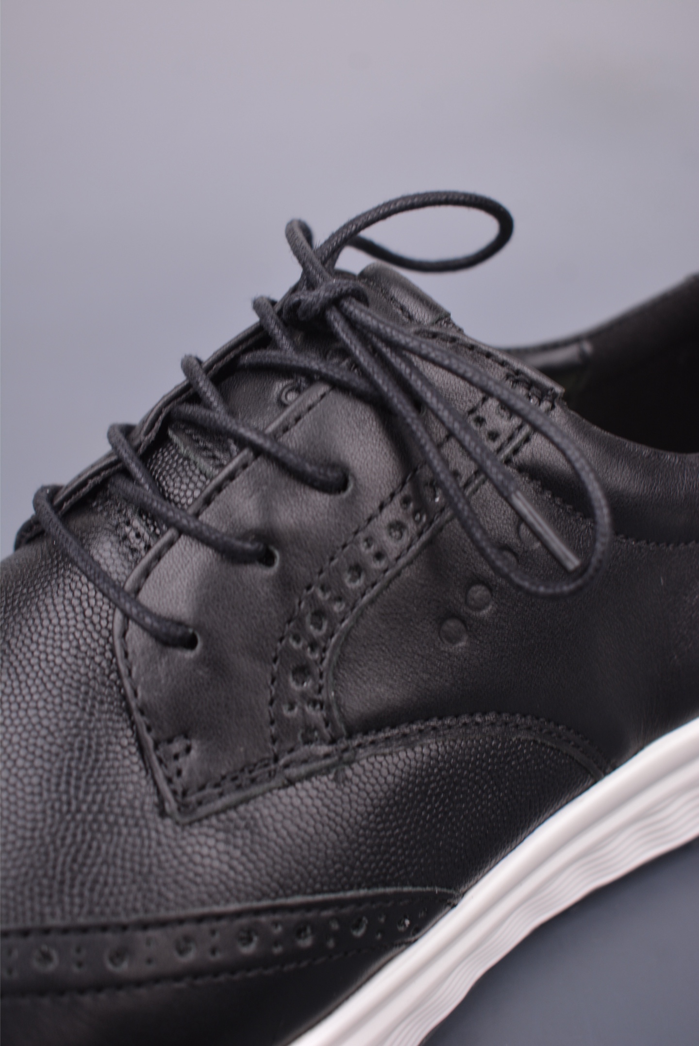 ECCO Men's Leather Wingtip Oxford Shoes - Comfortable & Stylish 8 i1748215055440 5246 0 6