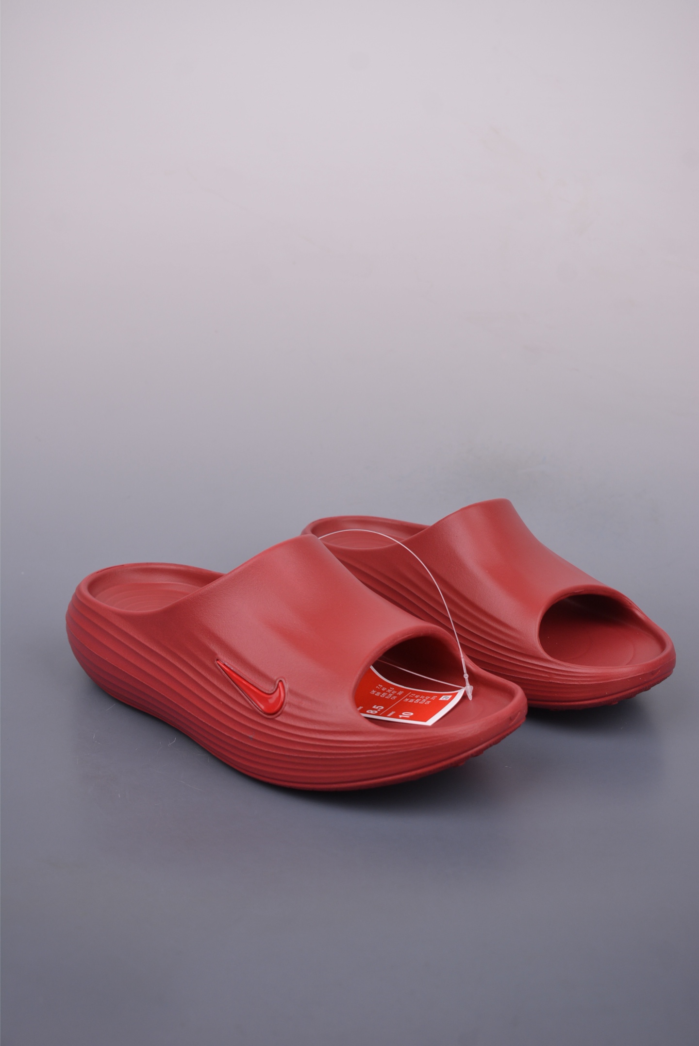 Nike ReactX Rejuven8 Slides: Summer Essential with Superior Comfort 2 i1748300806841 607 0 0