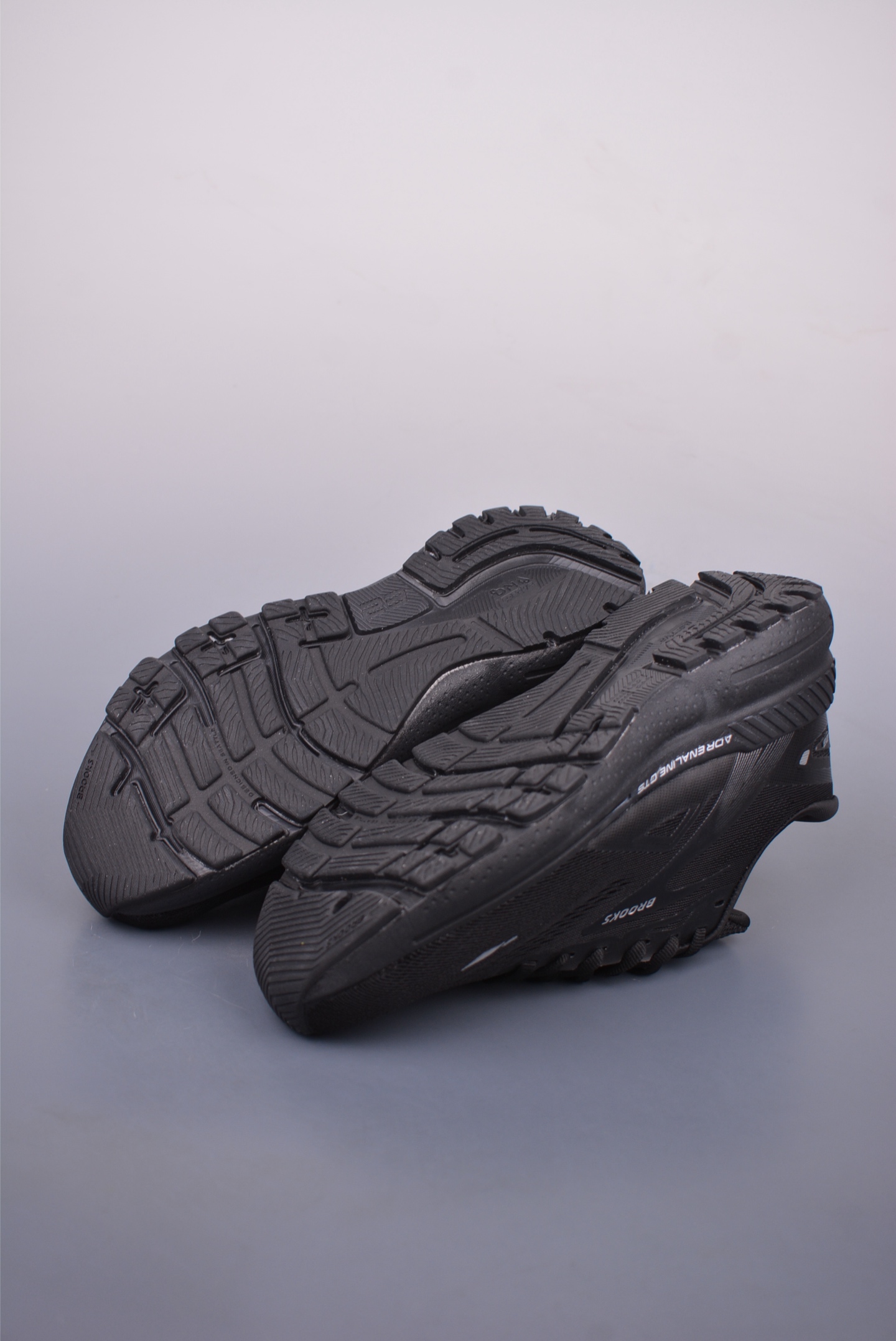 Brooks Glycerin 19: Lightweight, Breathable Running Shoes for Ultimate Comfort 3 i1748303159828 5813 0 2