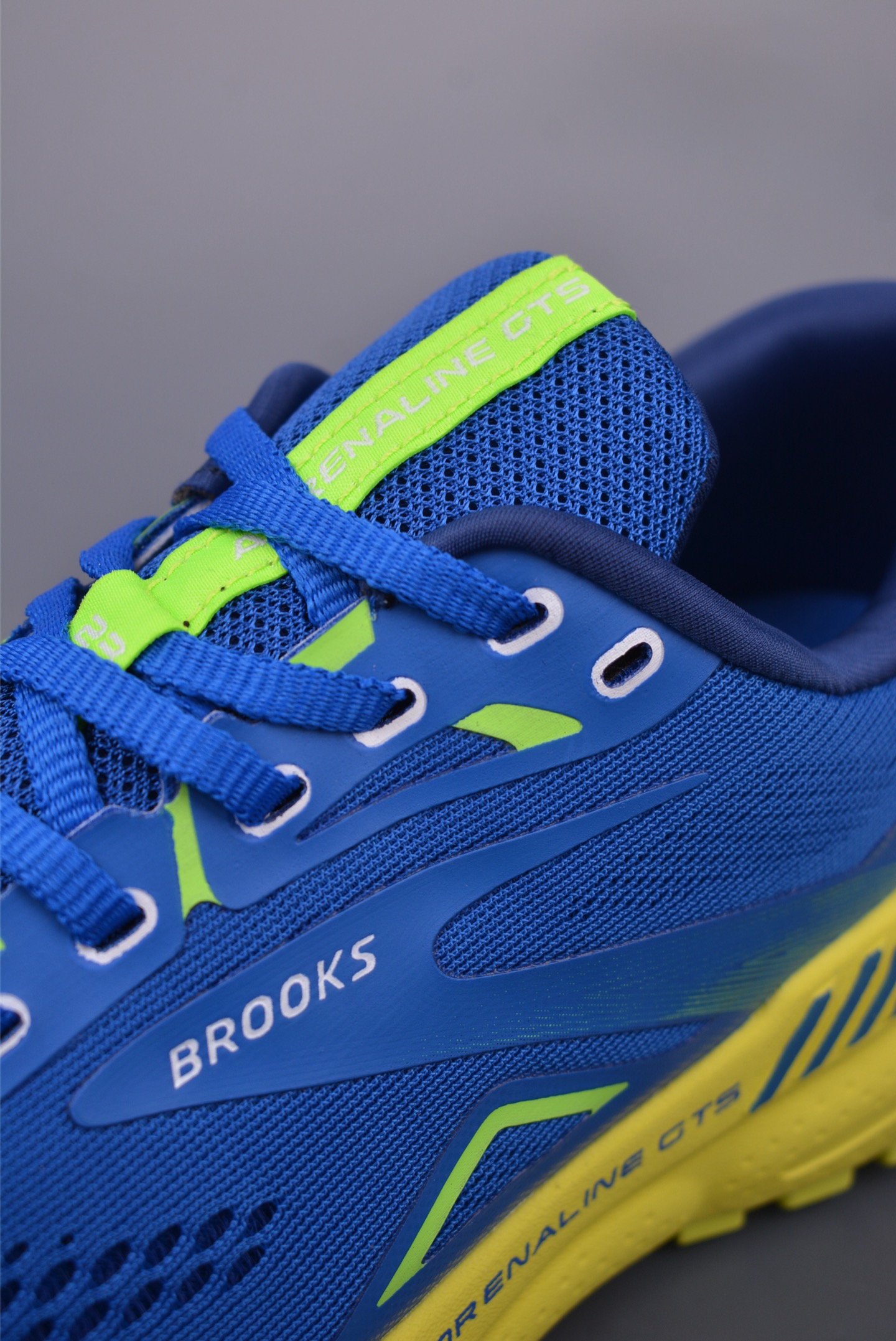 Brooks Glycerin 19: Lightweight, Breathable Running Shoes for Men - Blue/Yellow 8 i1748303198974 188 0 6