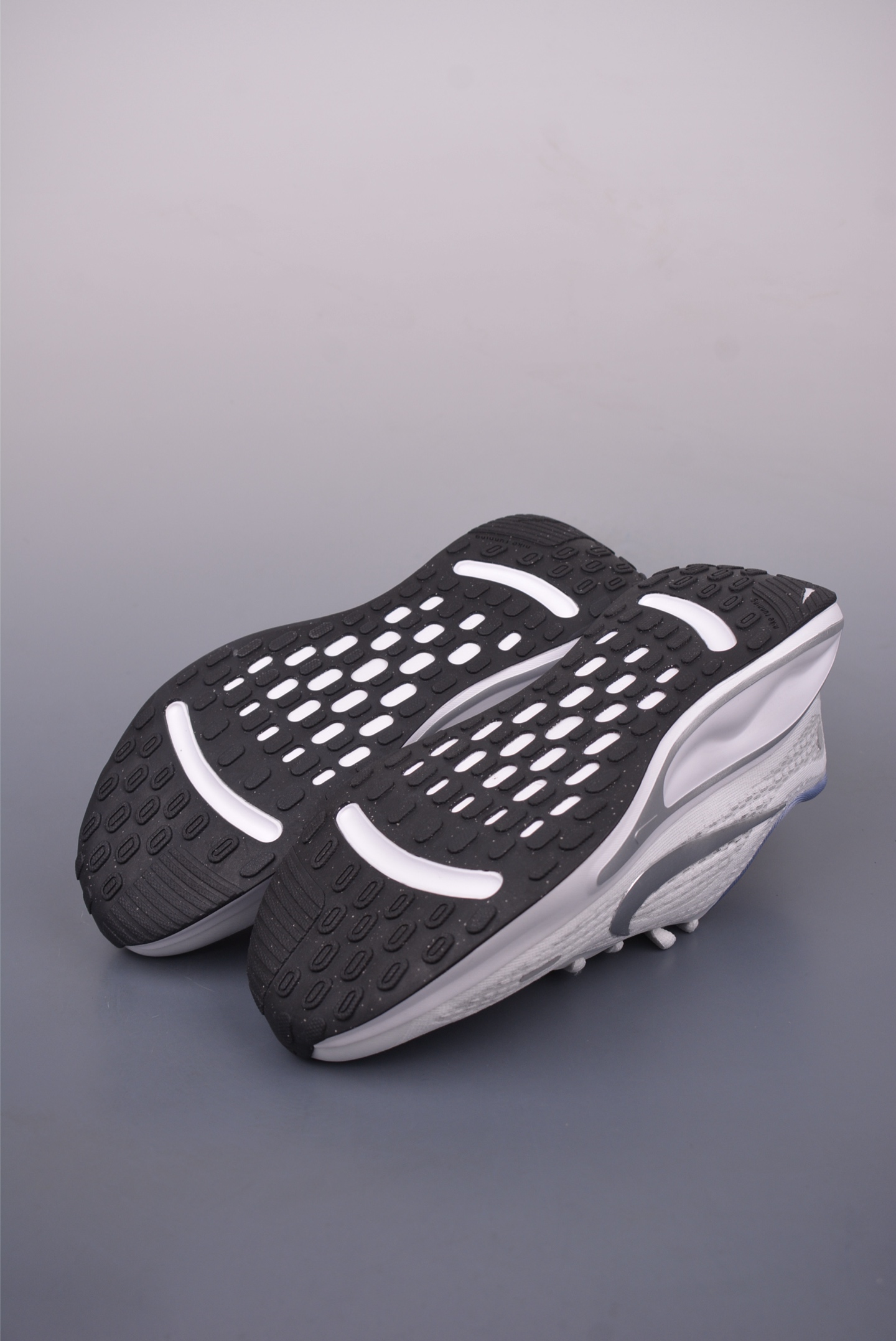 Nike Journey Run 2025: Lightweight, Breathable Running Shoes for Optimal Comfort 4 i1748303909260 7118 0 2