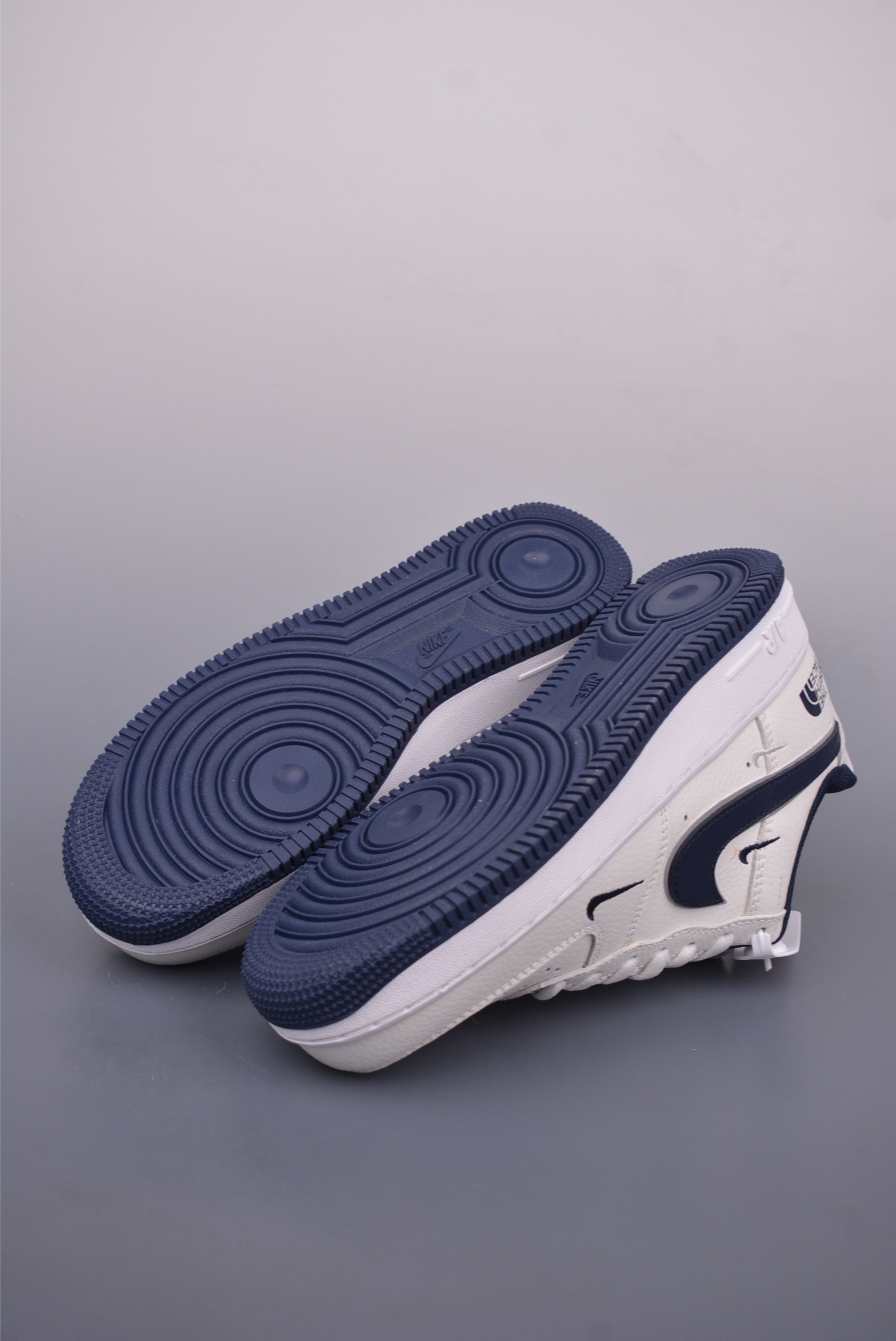 Nike Air Force 1 Low The North Face Collaboration - Premium Comfort Shoes 3 i1748304310464 5627 0 2