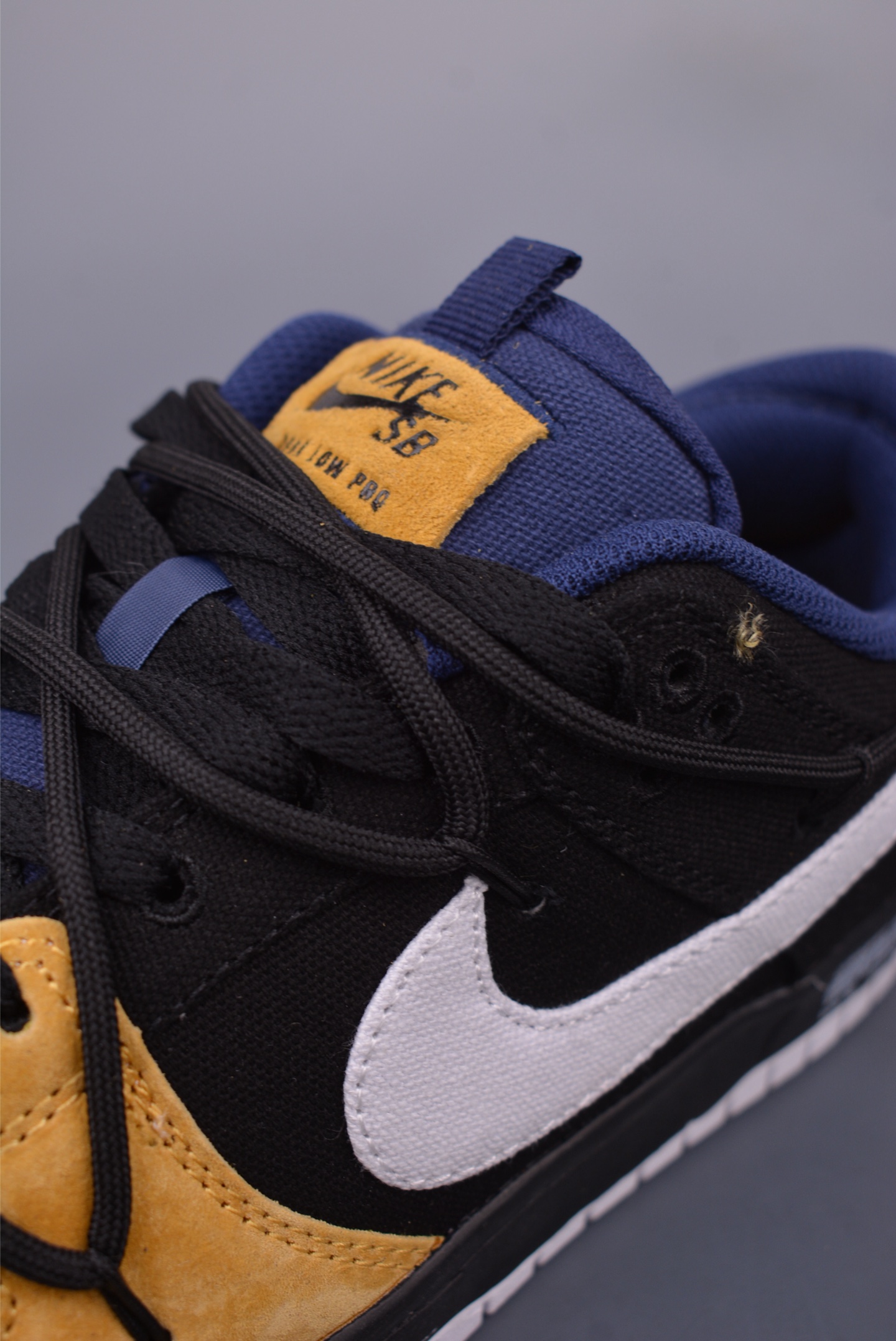 Nike SB Dunk Low Black/Yellow Canvas Deconstructed Drawstring Laces Shoes 7 i1748304388699 1071 0 6