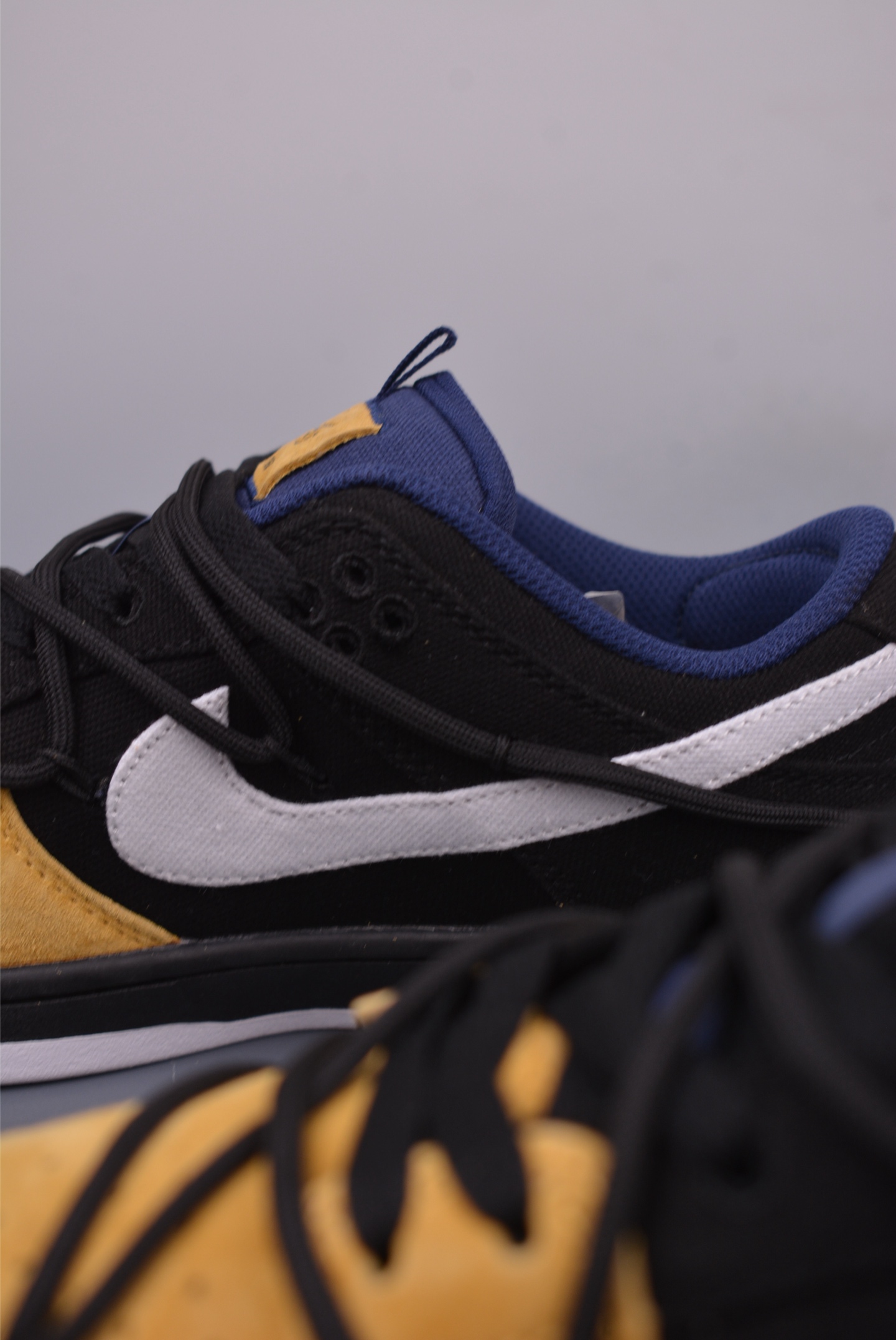 Nike SB Dunk Low Black/Yellow Canvas Deconstructed Drawstring Laces Shoes 8 i1748304391426 2056 0 7