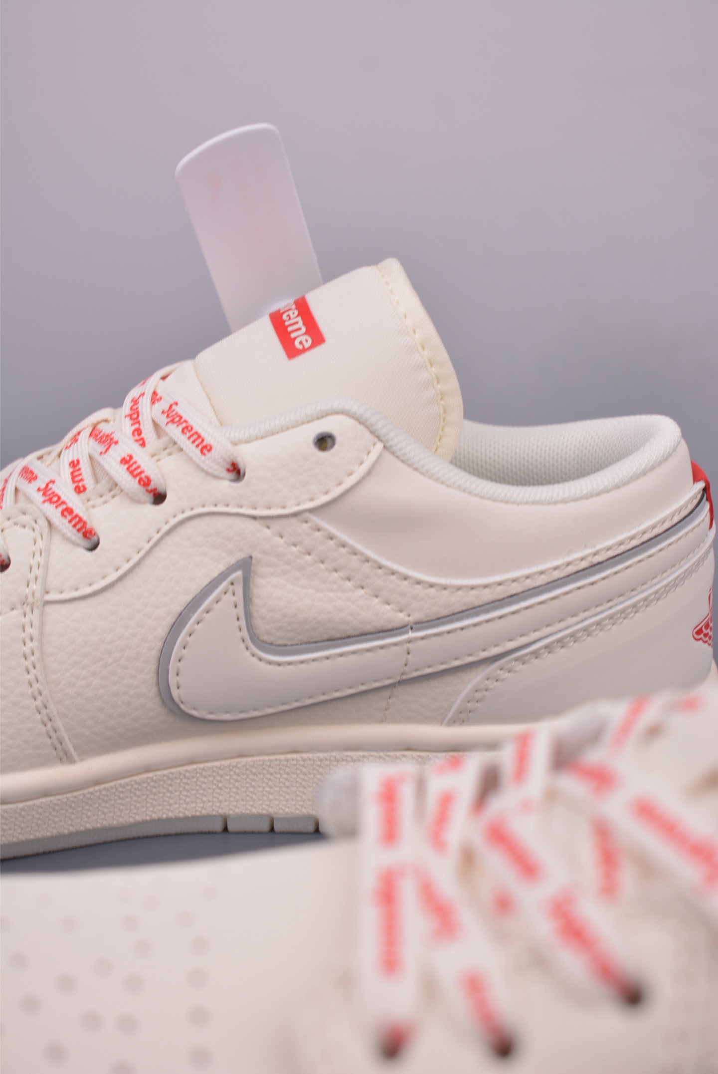 Nike Jordan Air Jordan 1 Supreme联名 XX3168-186