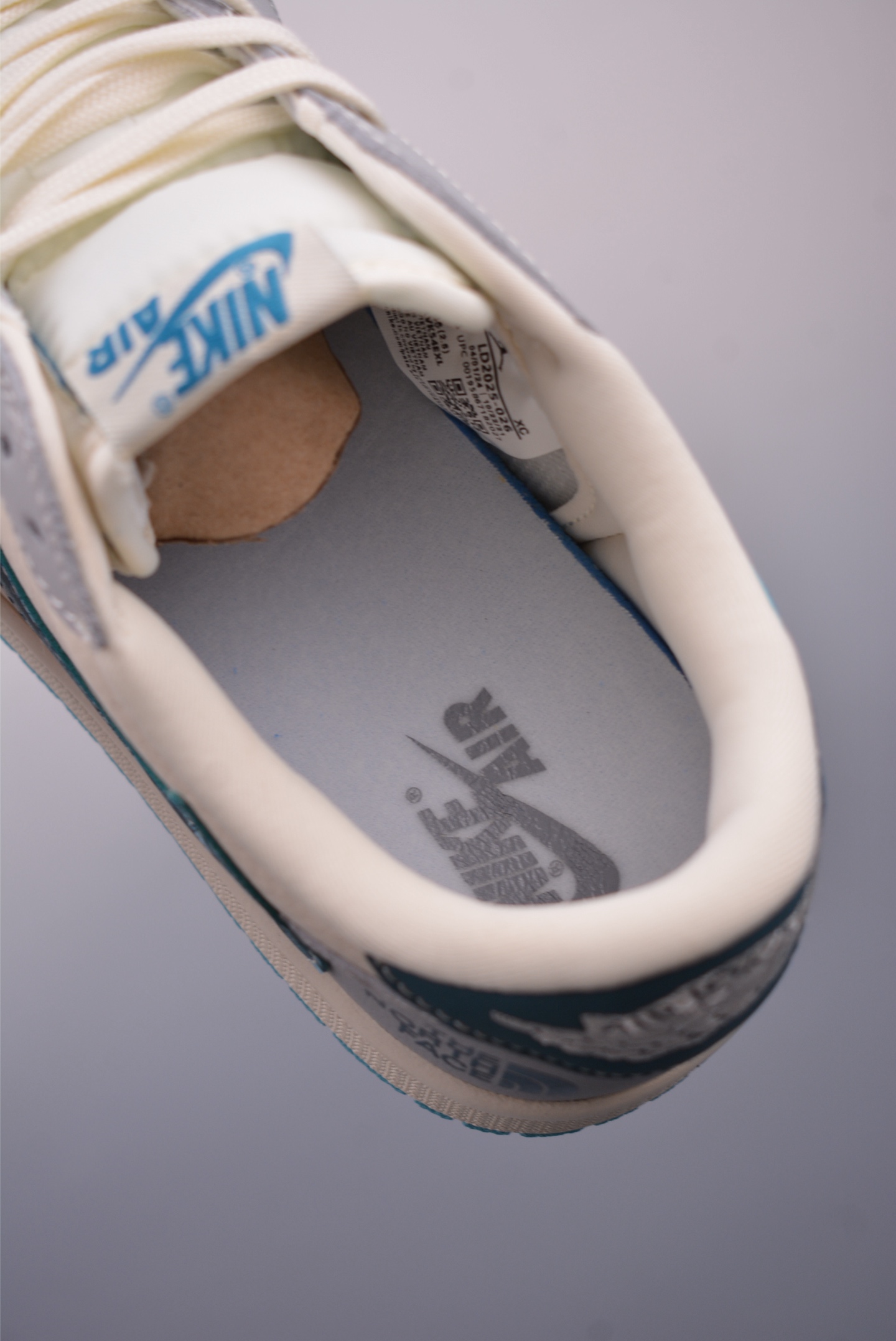 Fragment Design x Travis Scott x Air Jordan 1 Low Collab Sneakers 9 i1748304594403 6846 0 8